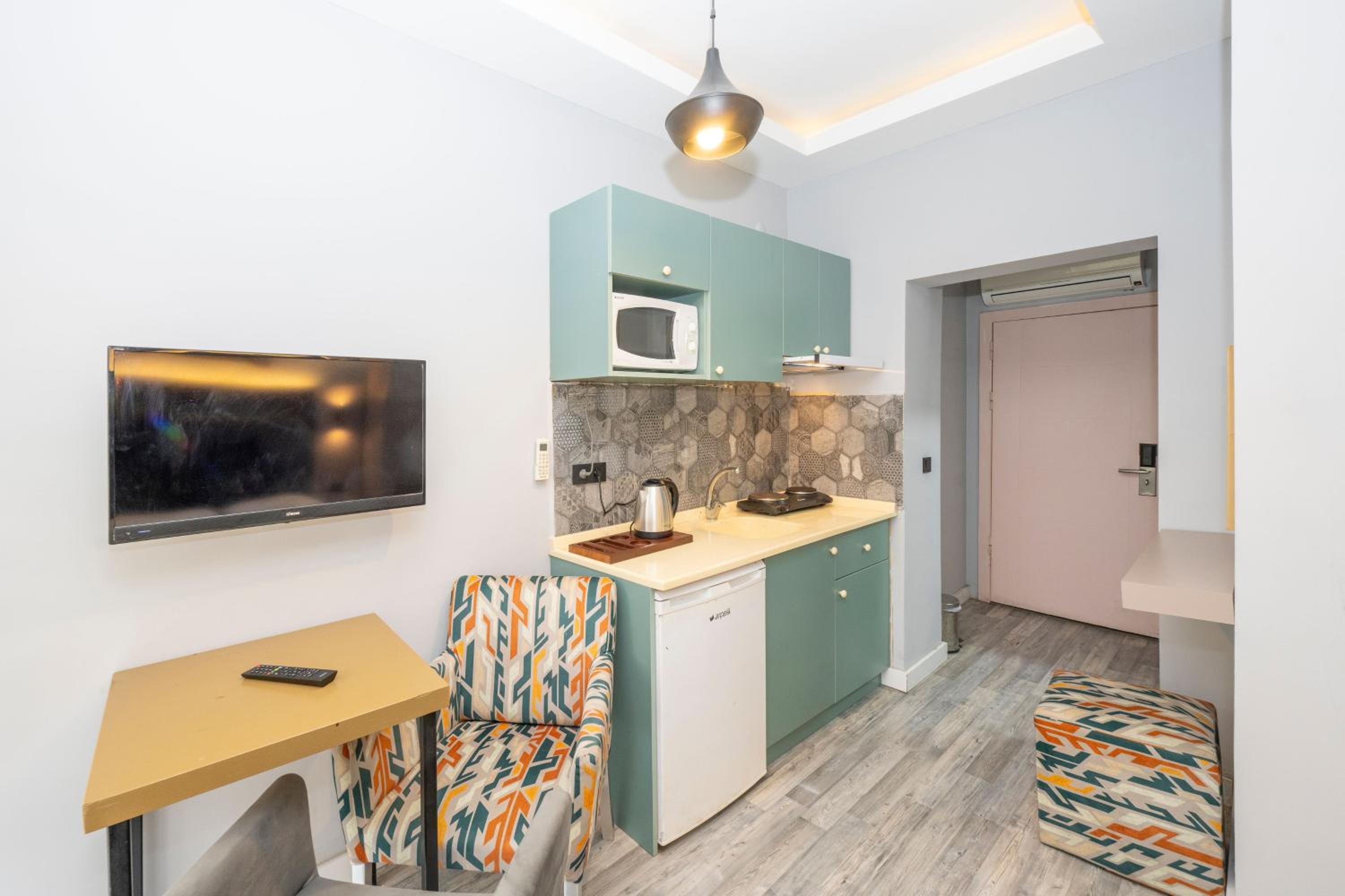 Cirrus Suites
