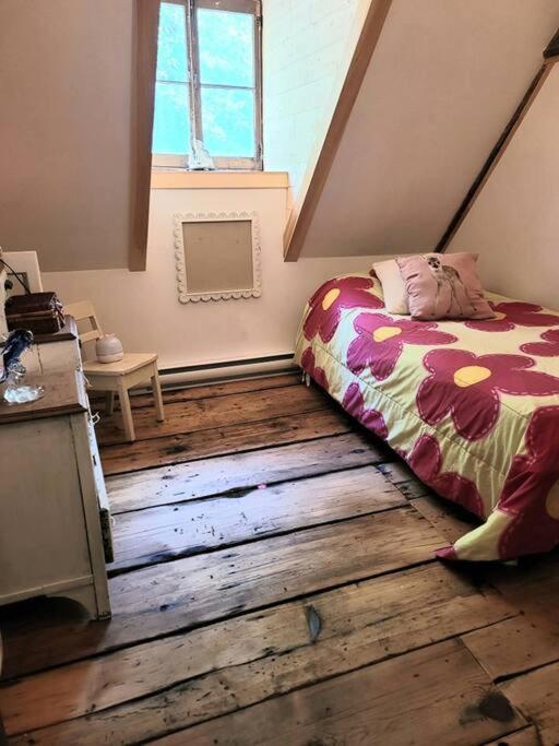 Om chalet 1 avec spa face au fleuve