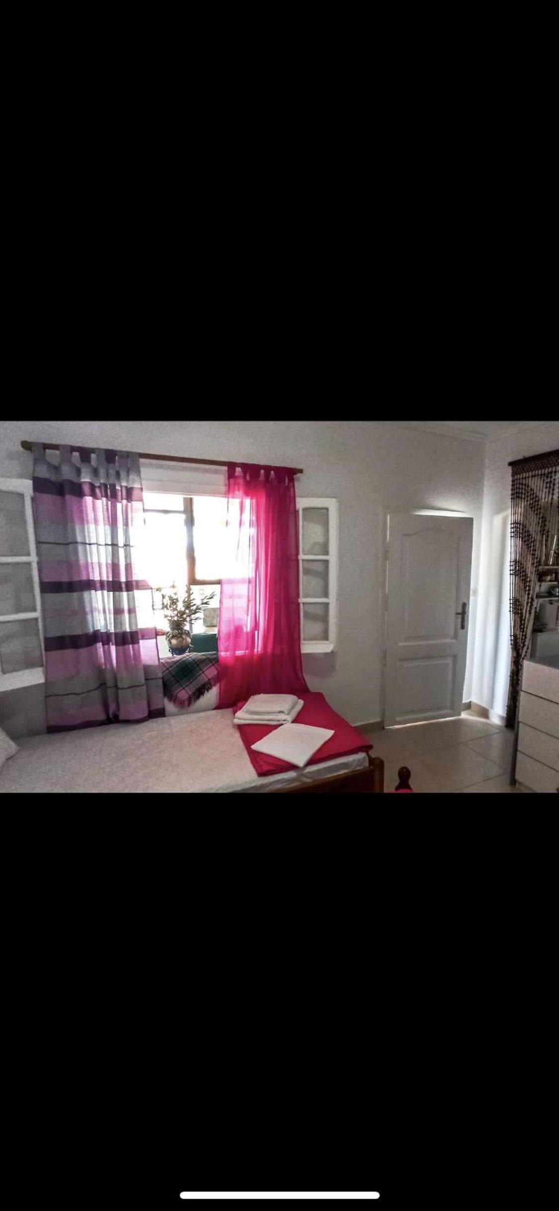 xara house photo 5