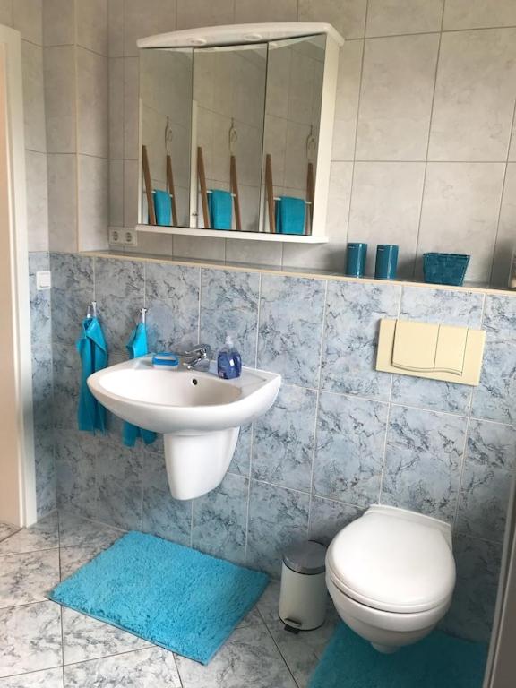 OSTSEEBAD KOSEROW FERIENWOHNUNG PUSTEBLUME, 2-4 Personen