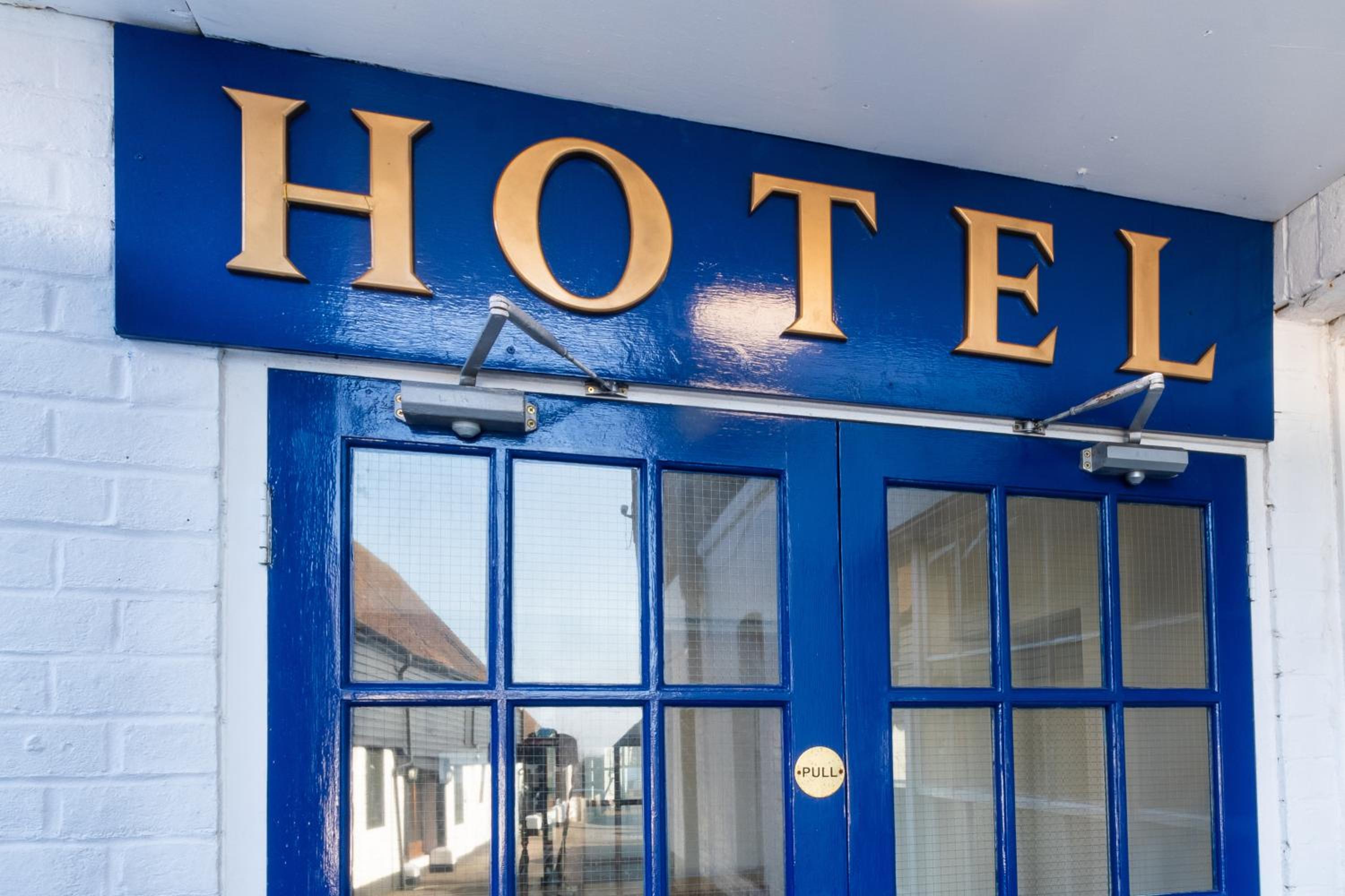 The George Hotel