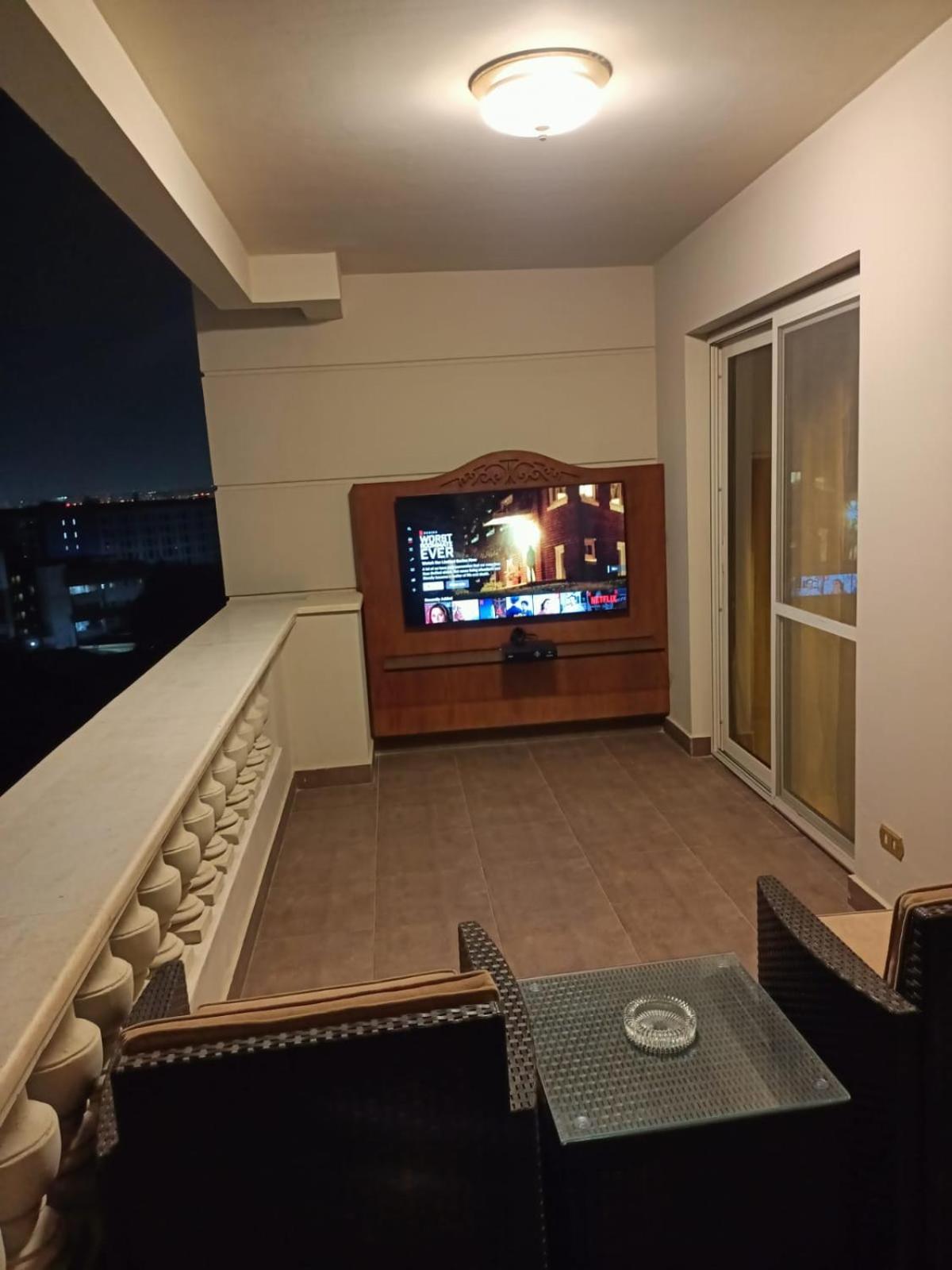 Luxurious Apartment In Massaken Sheraton near Cairo Int'l Airport