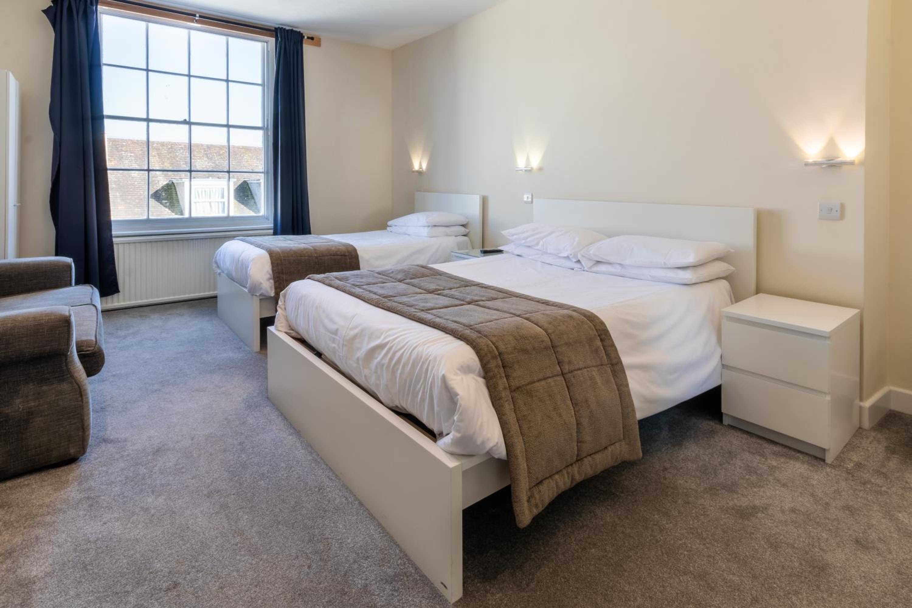 The George Hotel