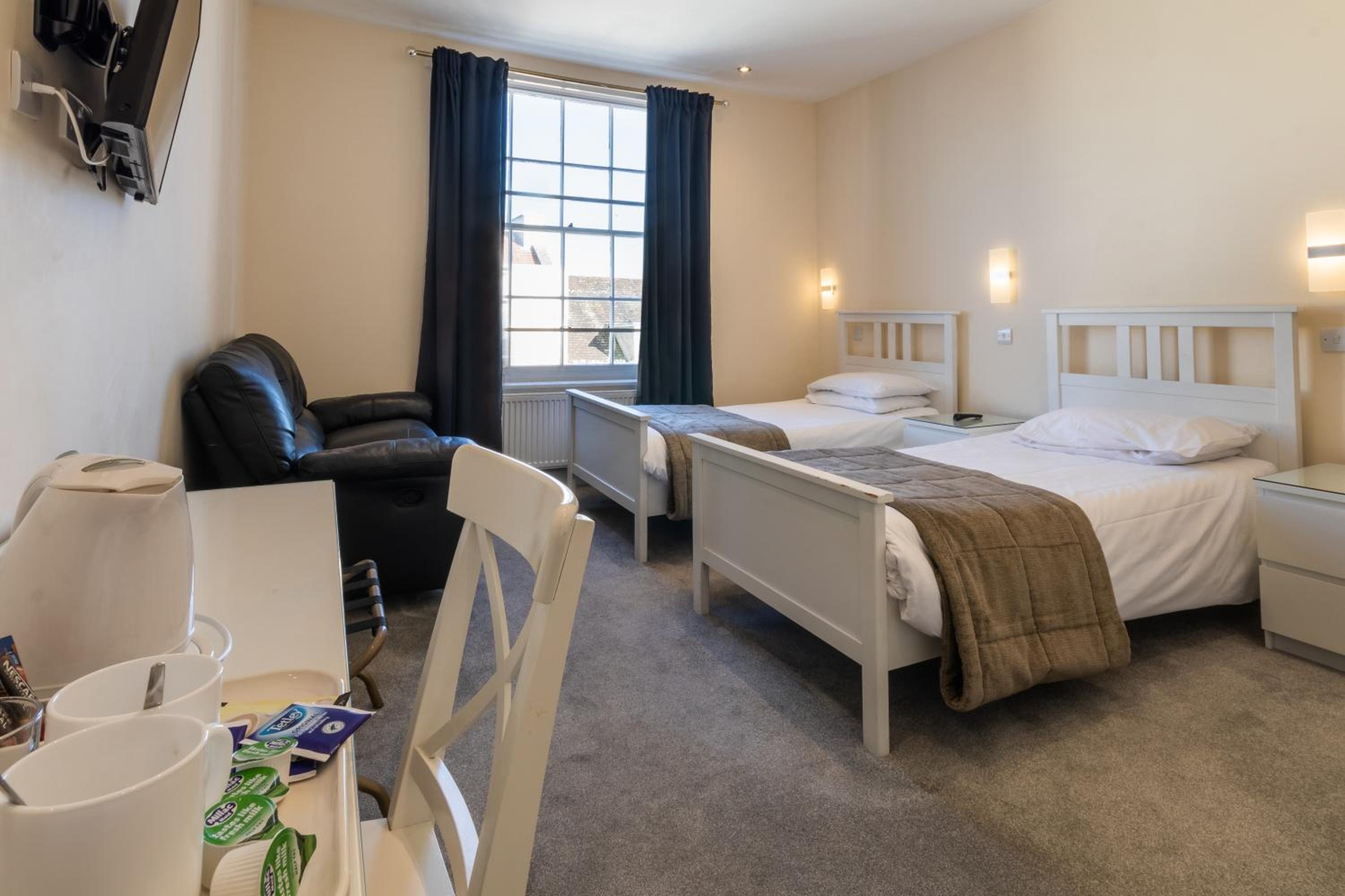 The George Hotel