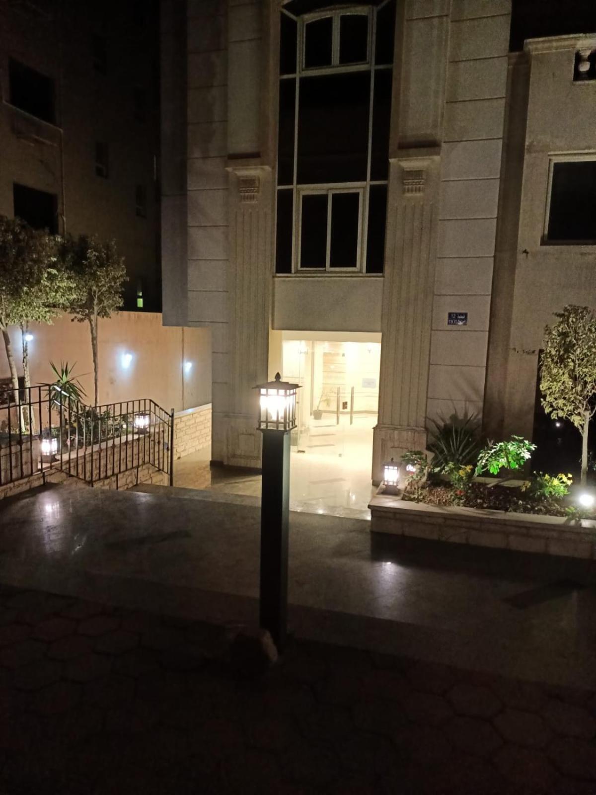 Luxurious Apartment In Massaken Sheraton near Cairo Int'l Airport