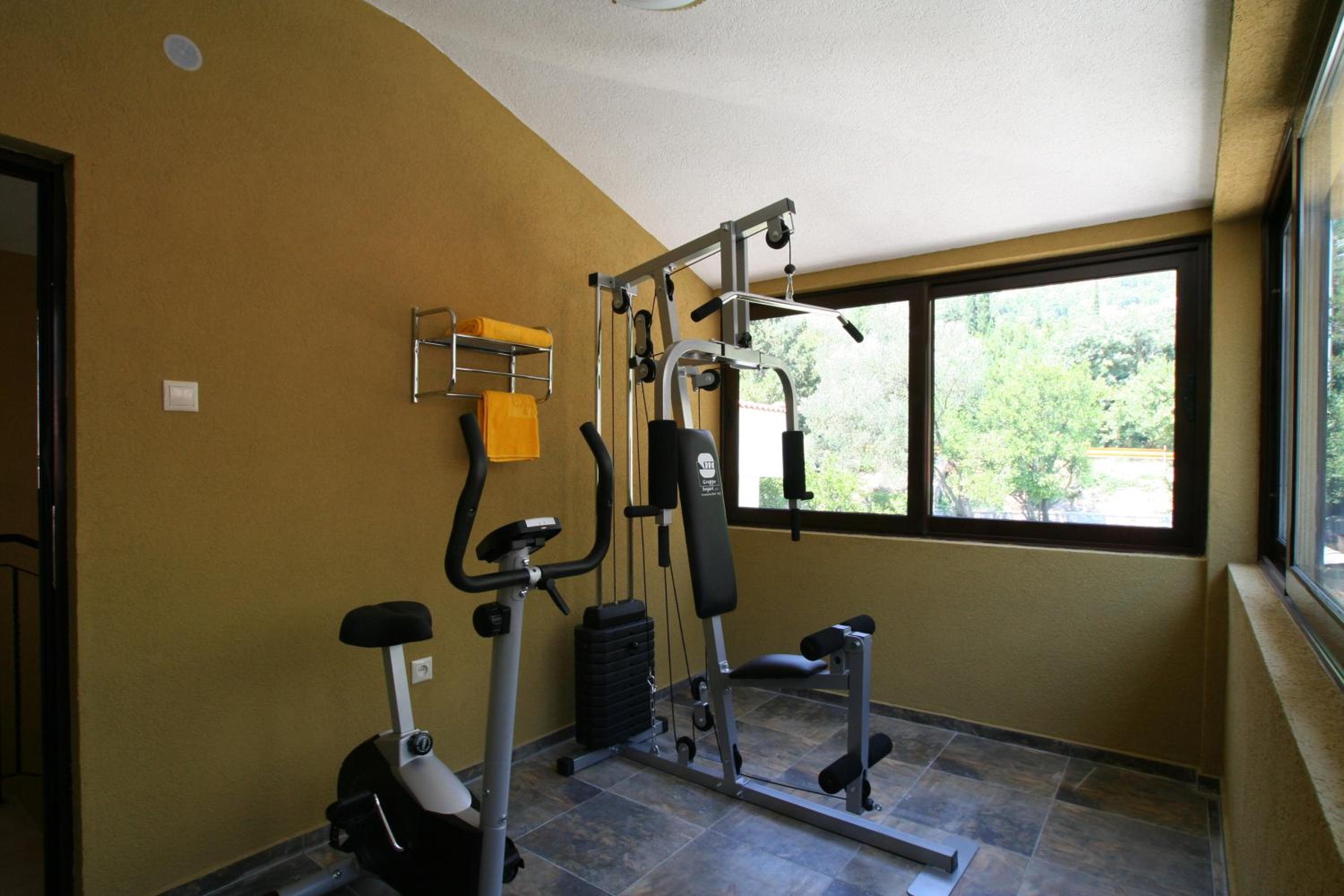 Photo 9