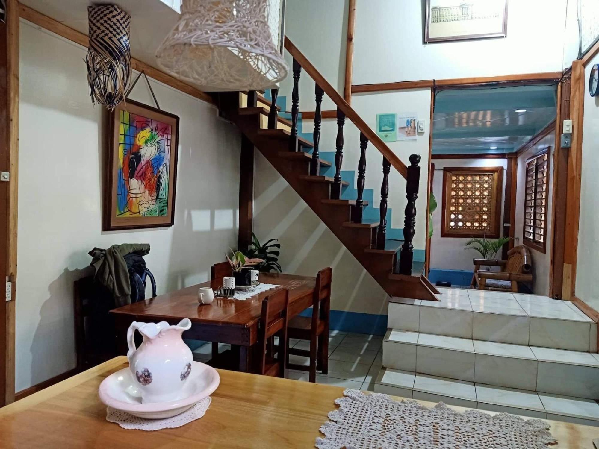 Balai Vivencio Hostel