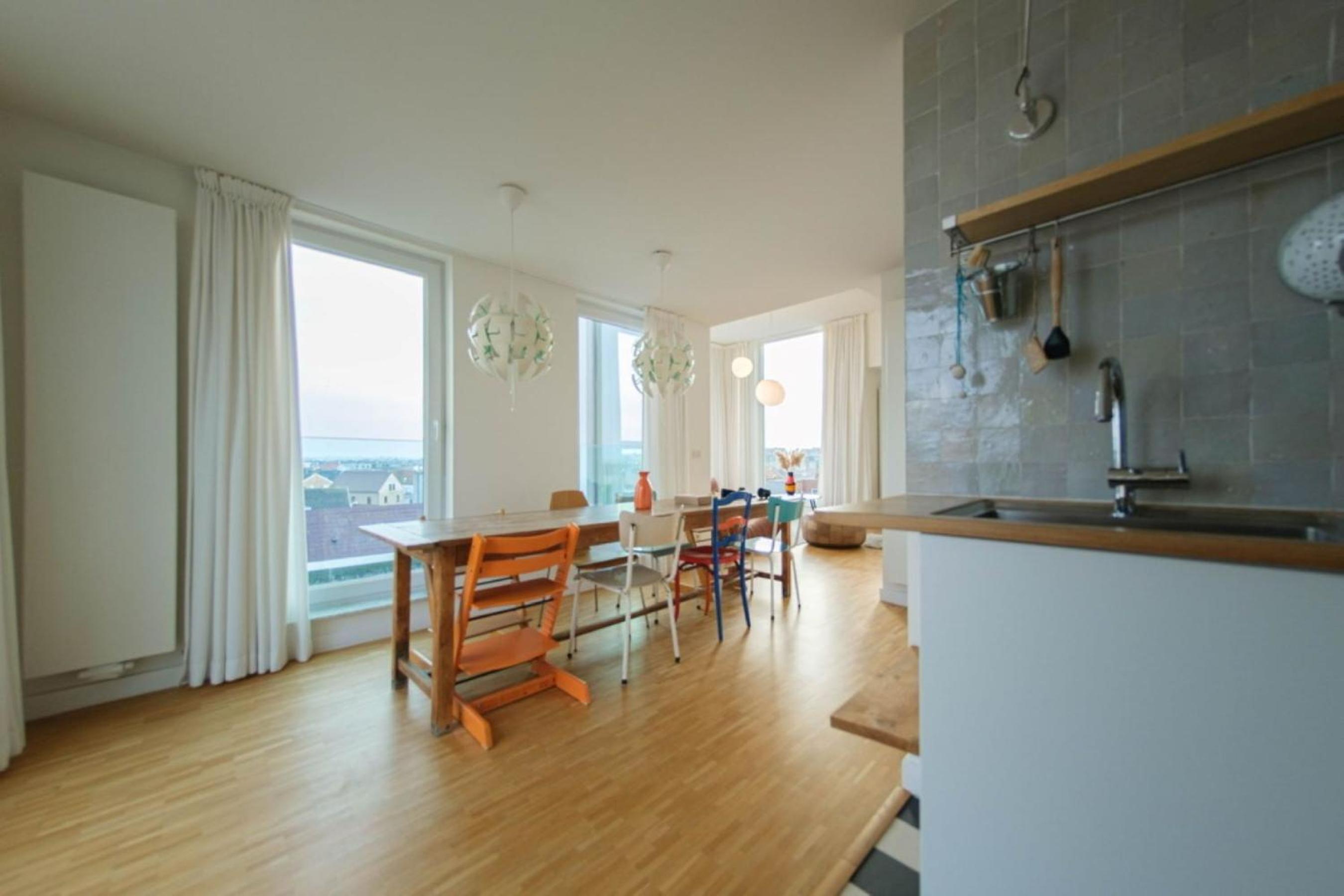 Stijlvolle en lichtrijke design penthouse met prachtig uitzicht te Wenduine