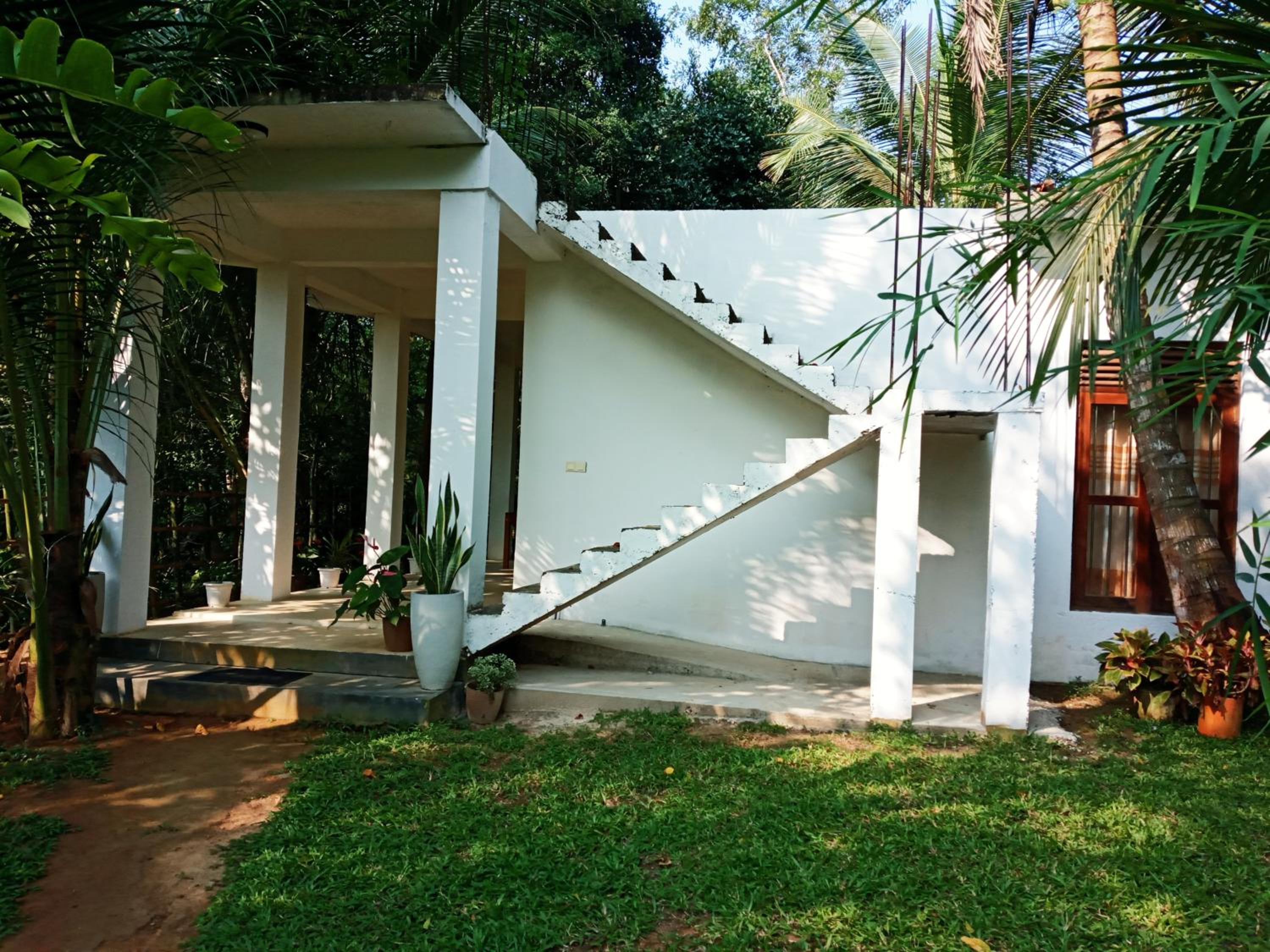 Twinkle Tangalle Villa