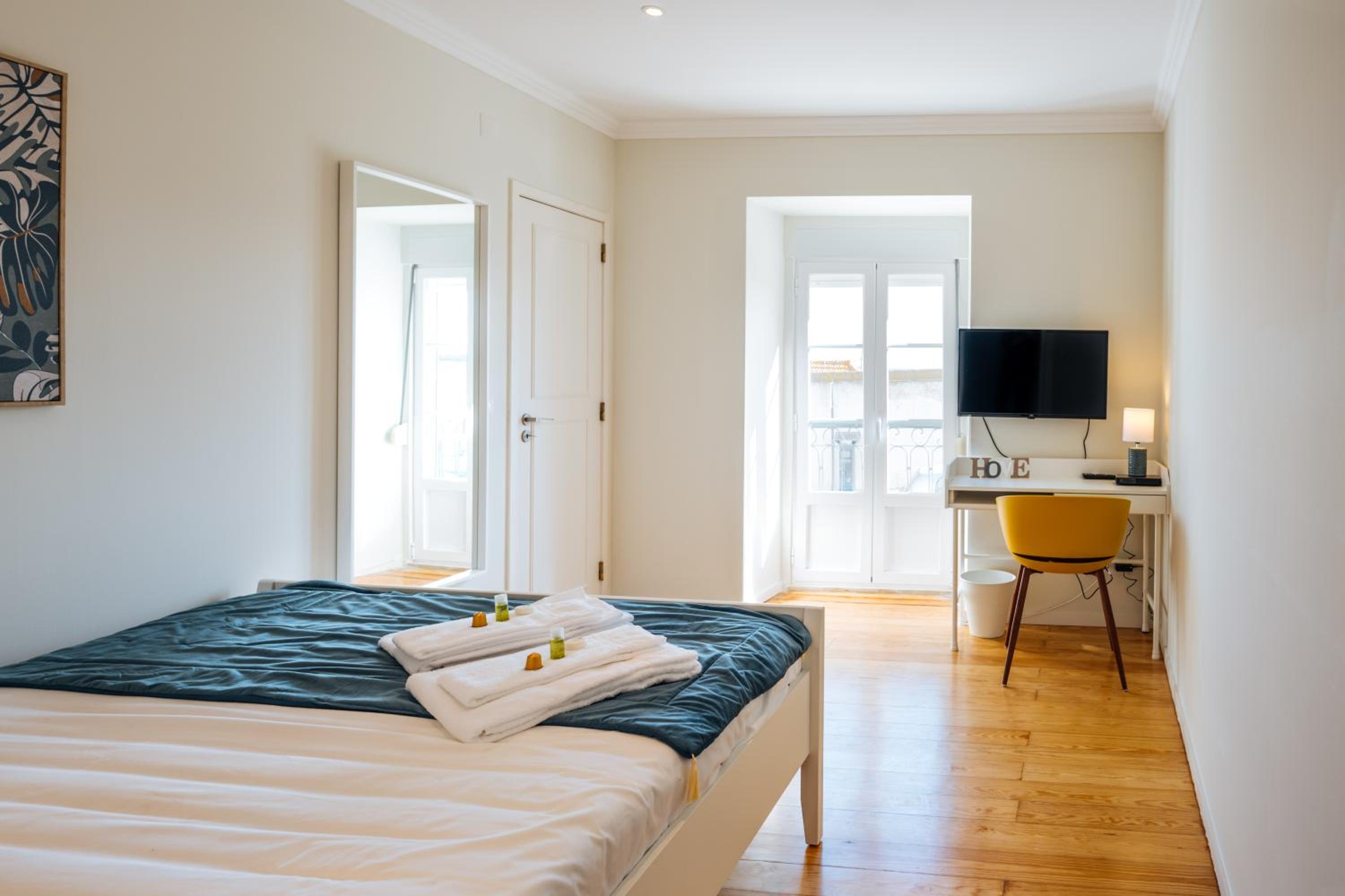 Santa Clara Lisbon Rooms