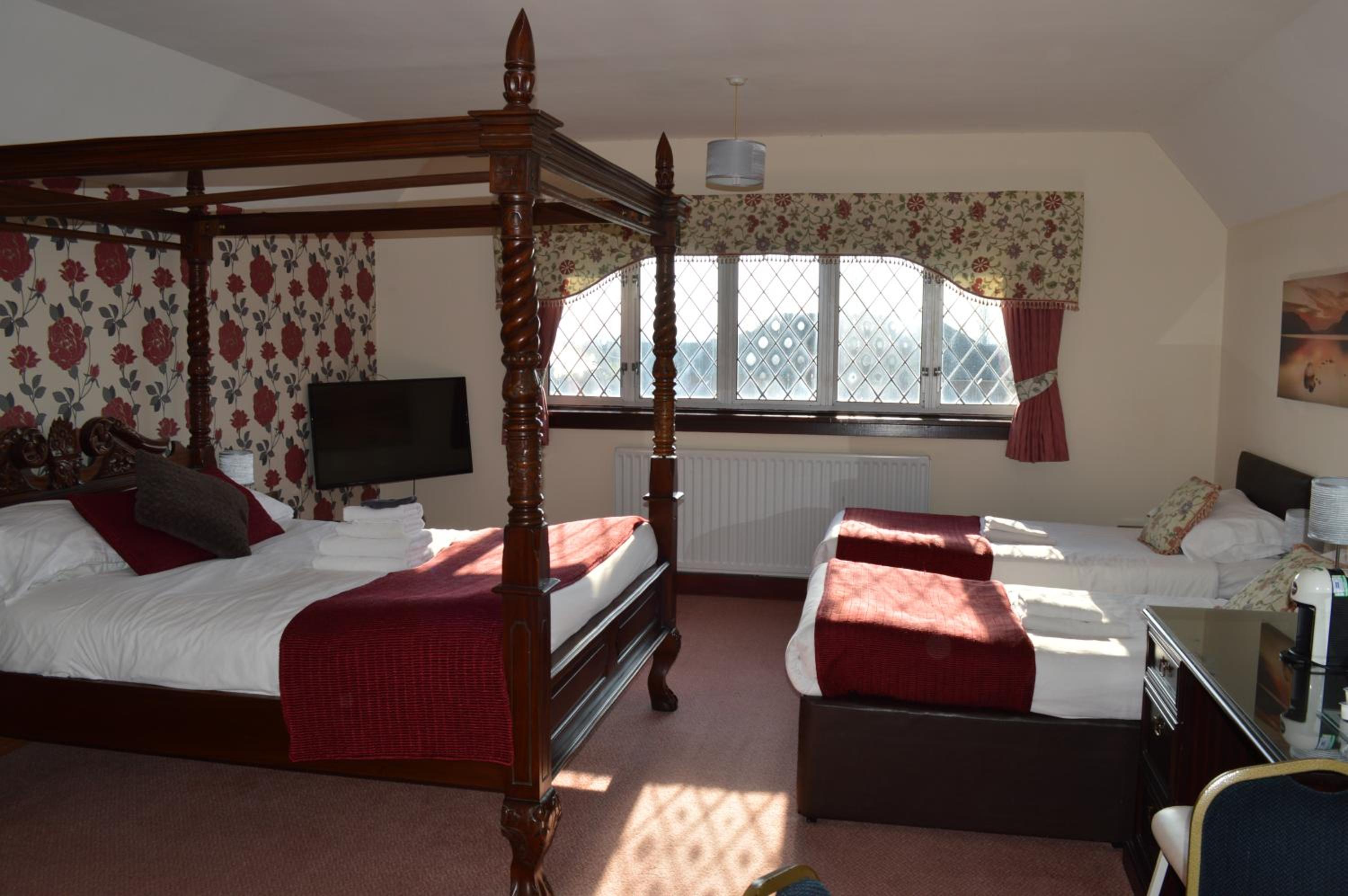 Gretna Green Vacations - Hunters Lodge Hotel - Property Image 12