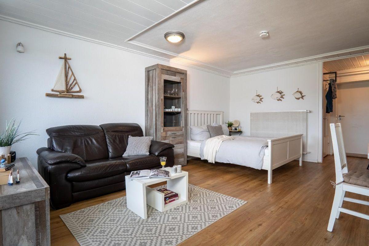 Strandhotel-Heiligenhafen-Wohnung-6-Typ-III