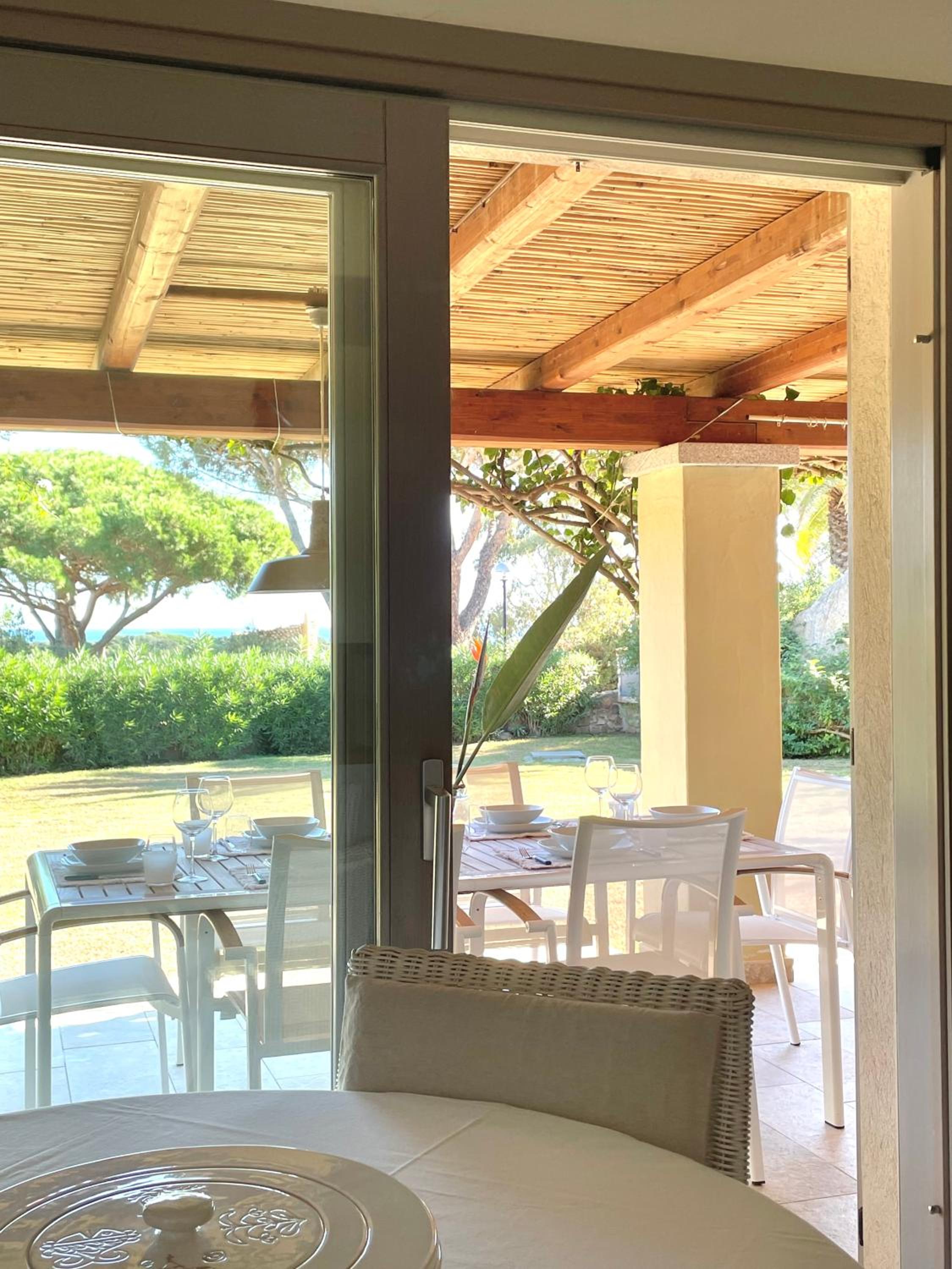 DOMUS MARIS Villa Charmant Porto Giunco Notteri VILLASIMIUS view 5