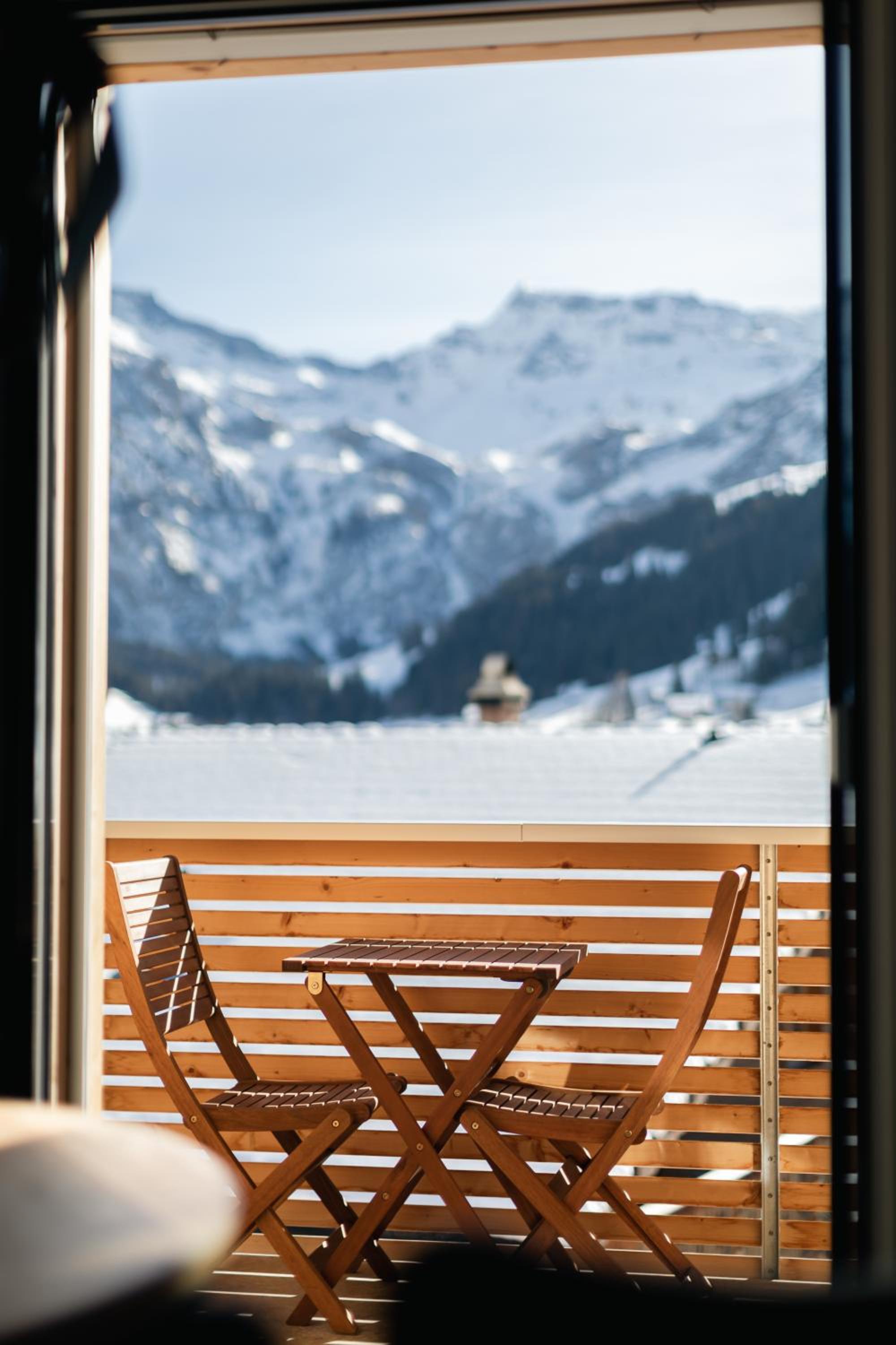 Chuenislodge3 neu&stilvoll, 2Balkone, echtes Bijou mit top-Aussicht