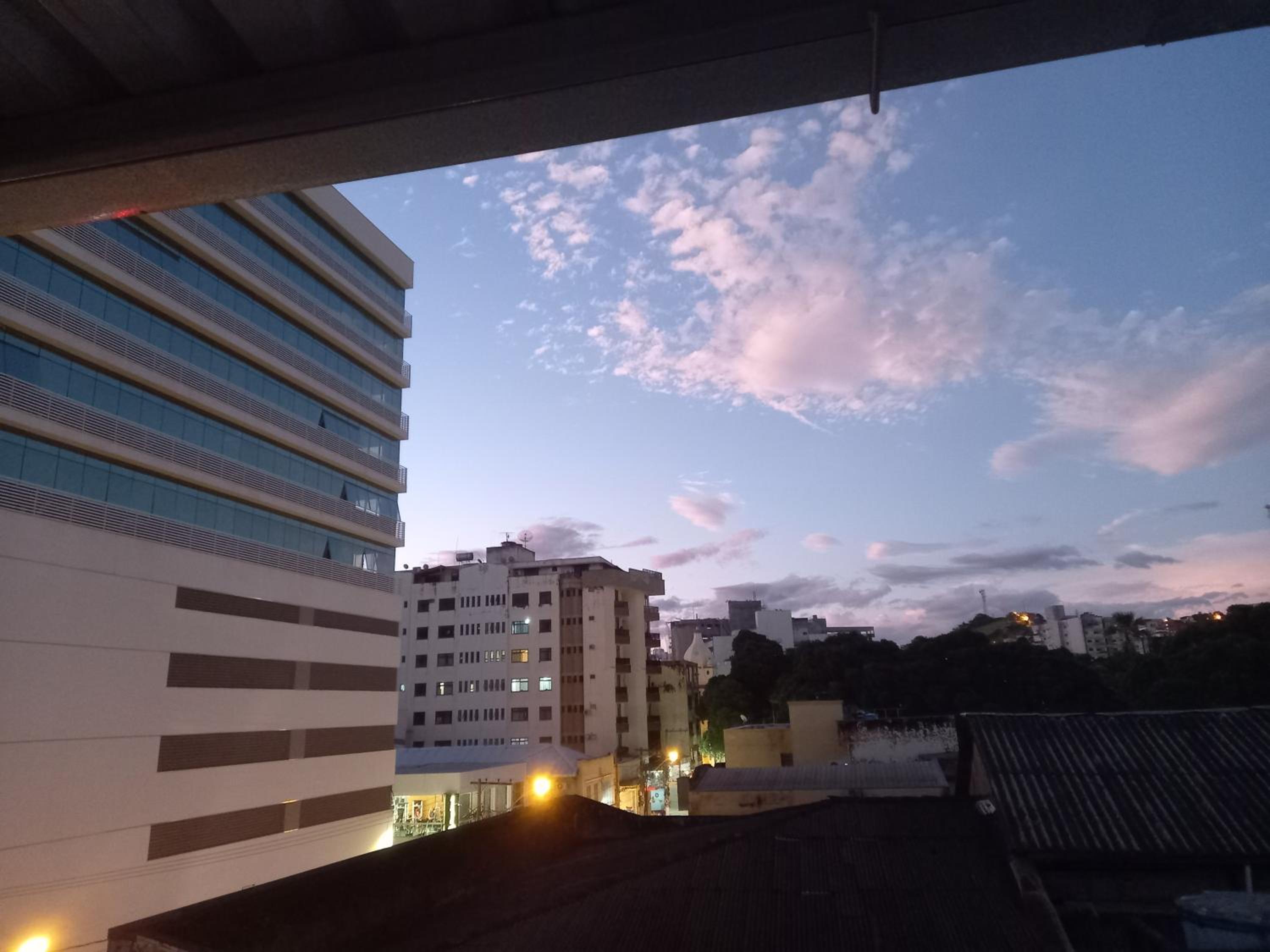 Uba Apart imóveis