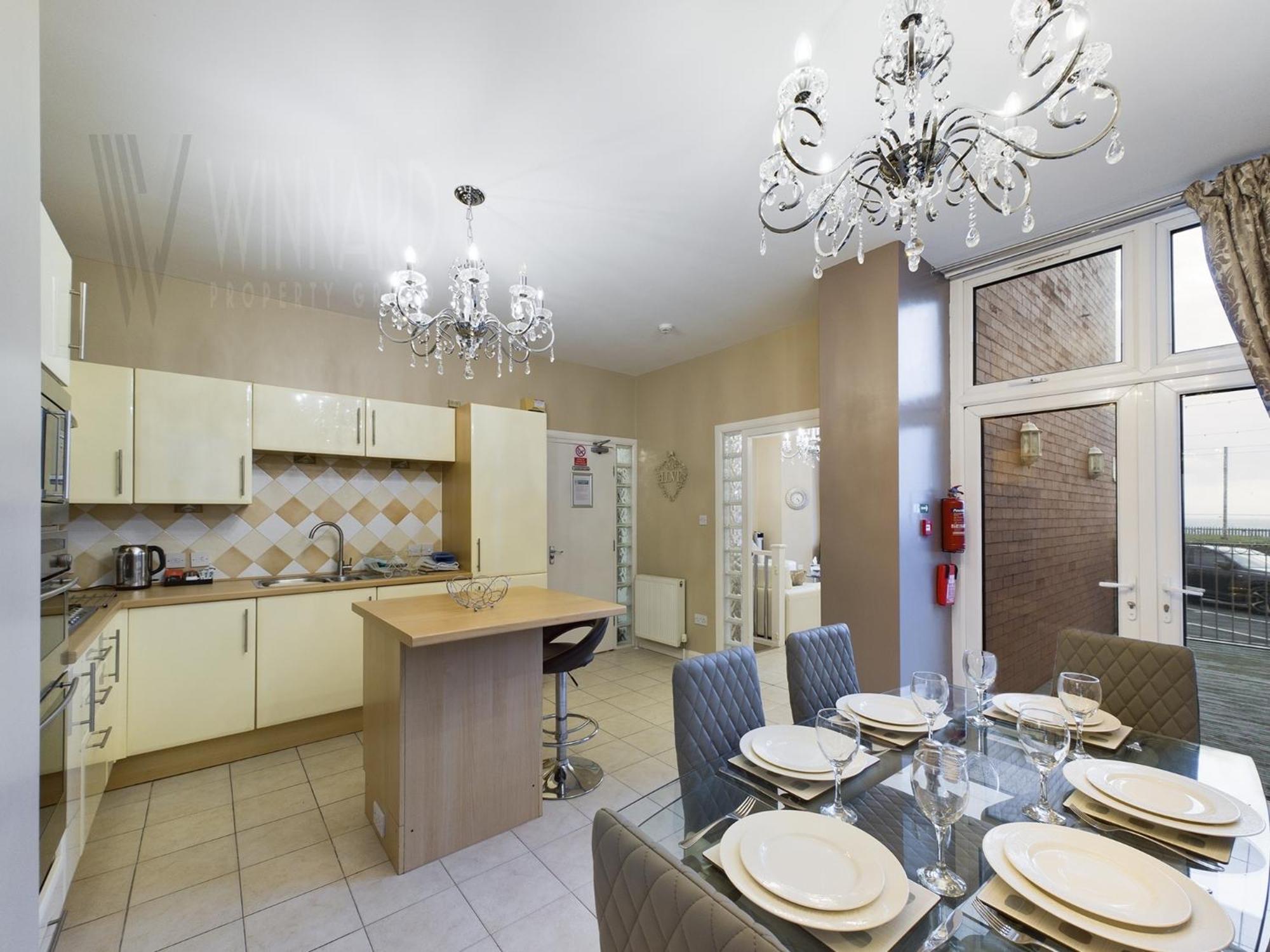 The Beach House, Luxury Apartments view 3