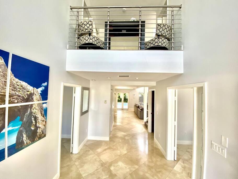 Beachwalk Villa with POOL 5 bed/3 bath