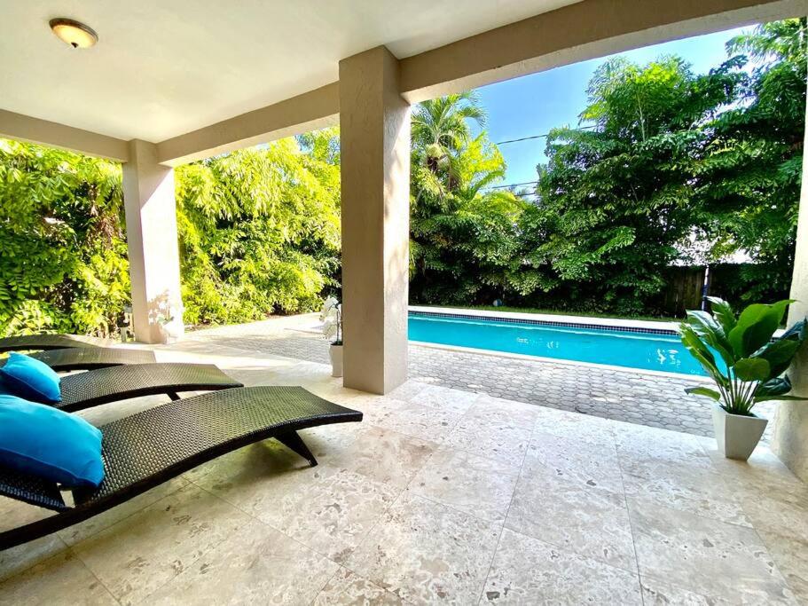 Beachwalk Villa with POOL 5 bed/3 bath
