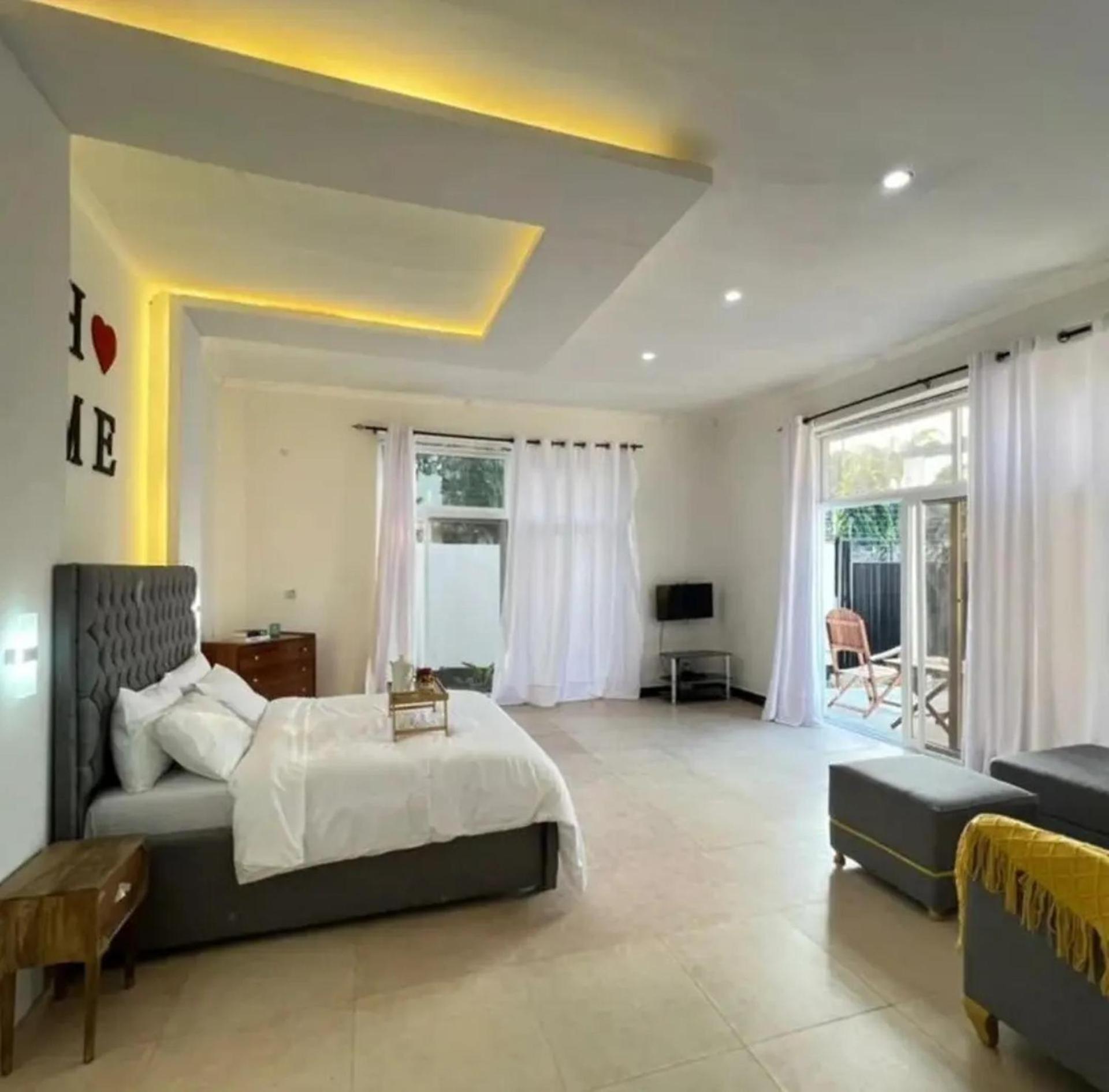 Inviting 1-Bed Studio in Dar es Salaam view 3