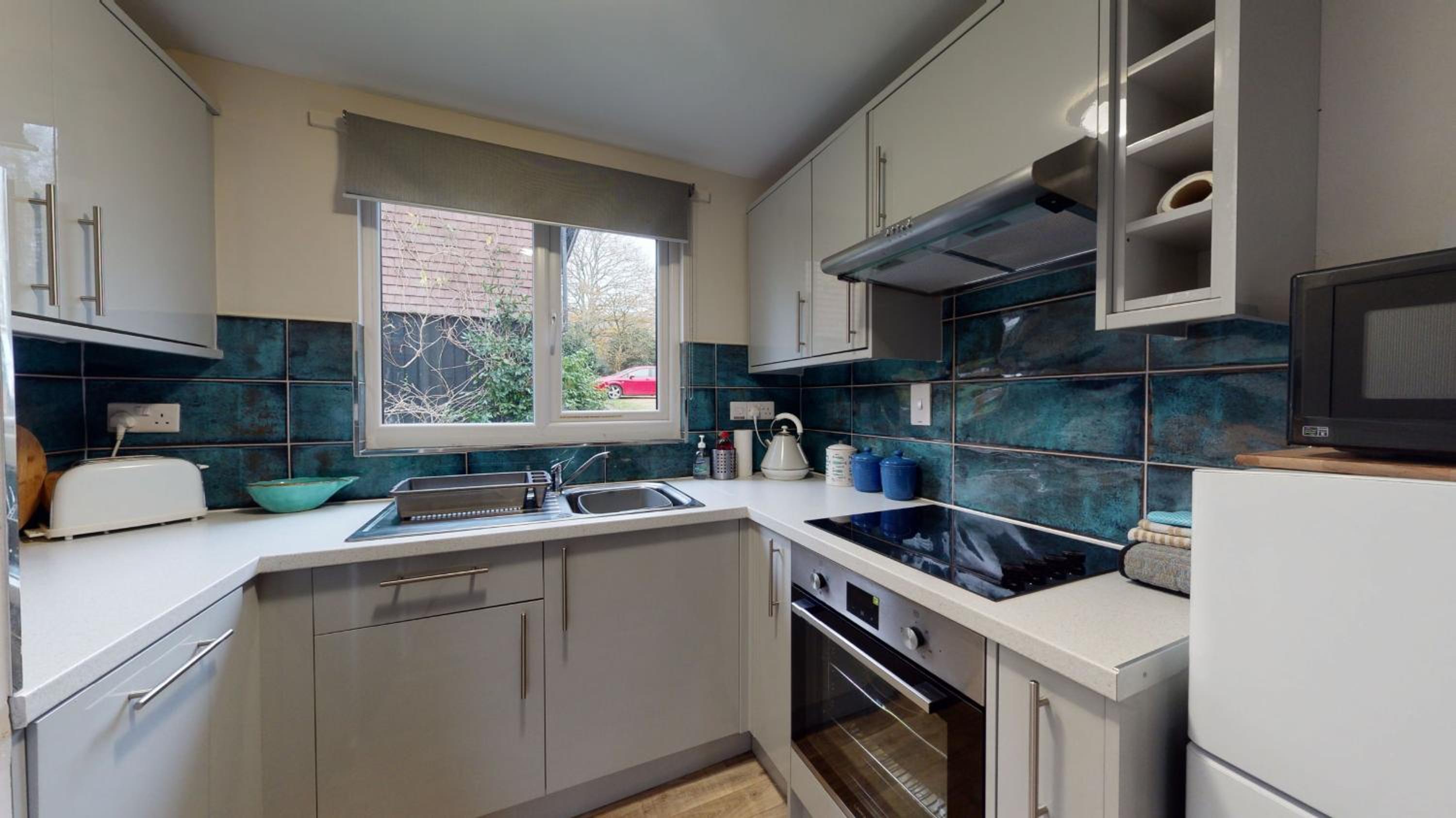 45 Strawberry Hill, Tolroy Manor view 3