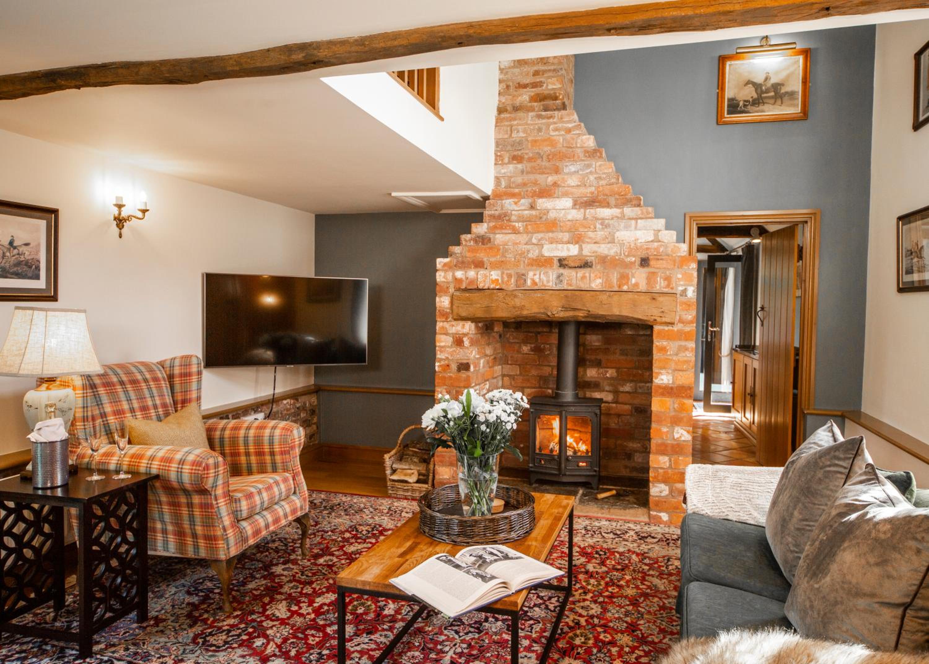 The Old Stables at Humblebee Hall view 4