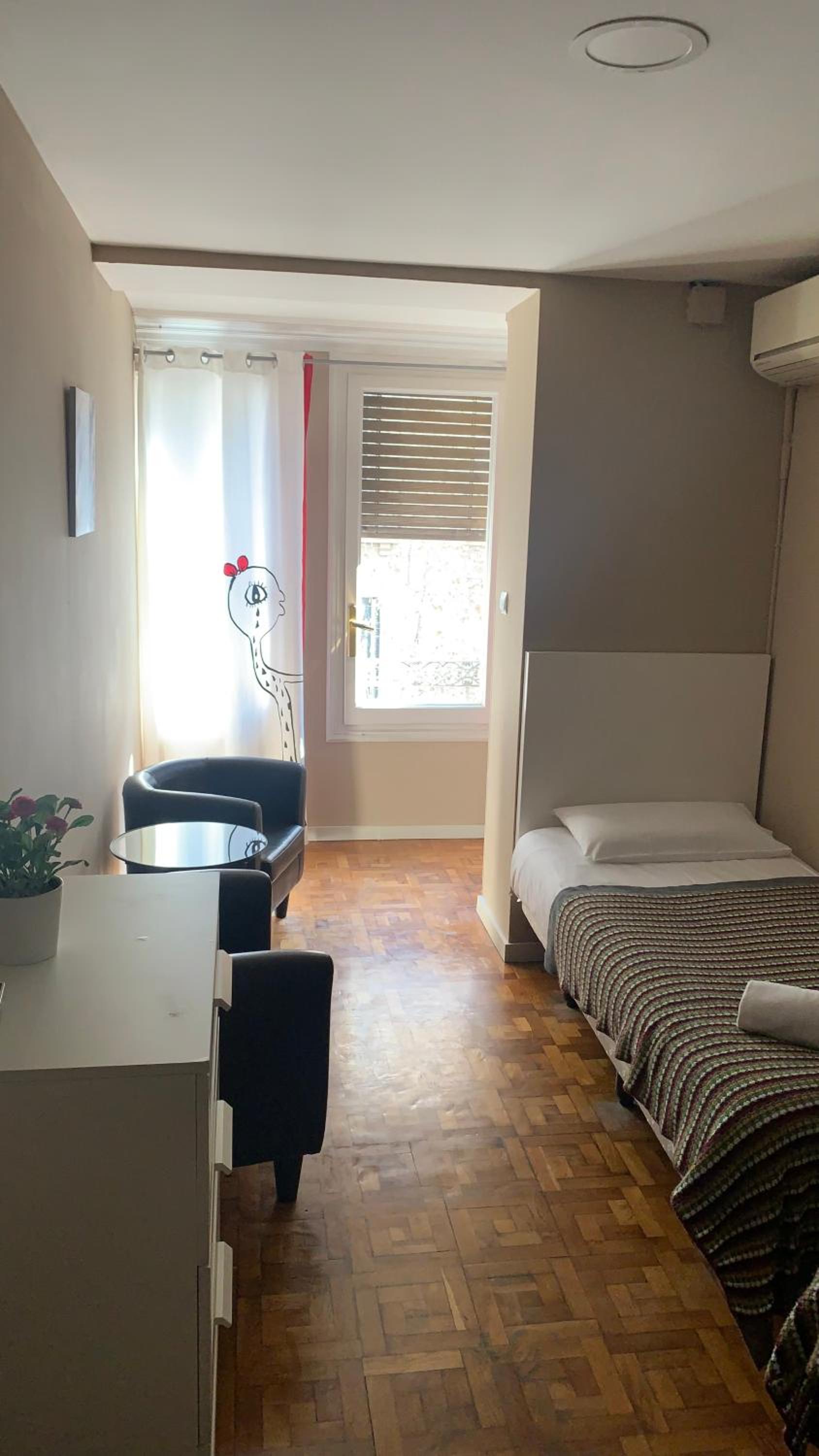 hotel room
