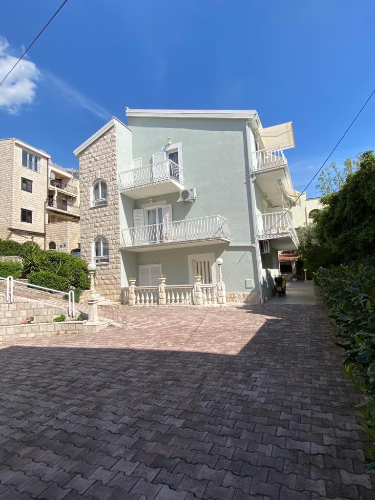 Villa NIKA & KARLO Makarska view 4