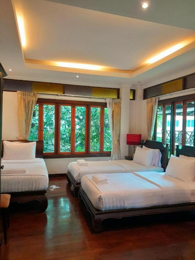 SantithamGuestHouse