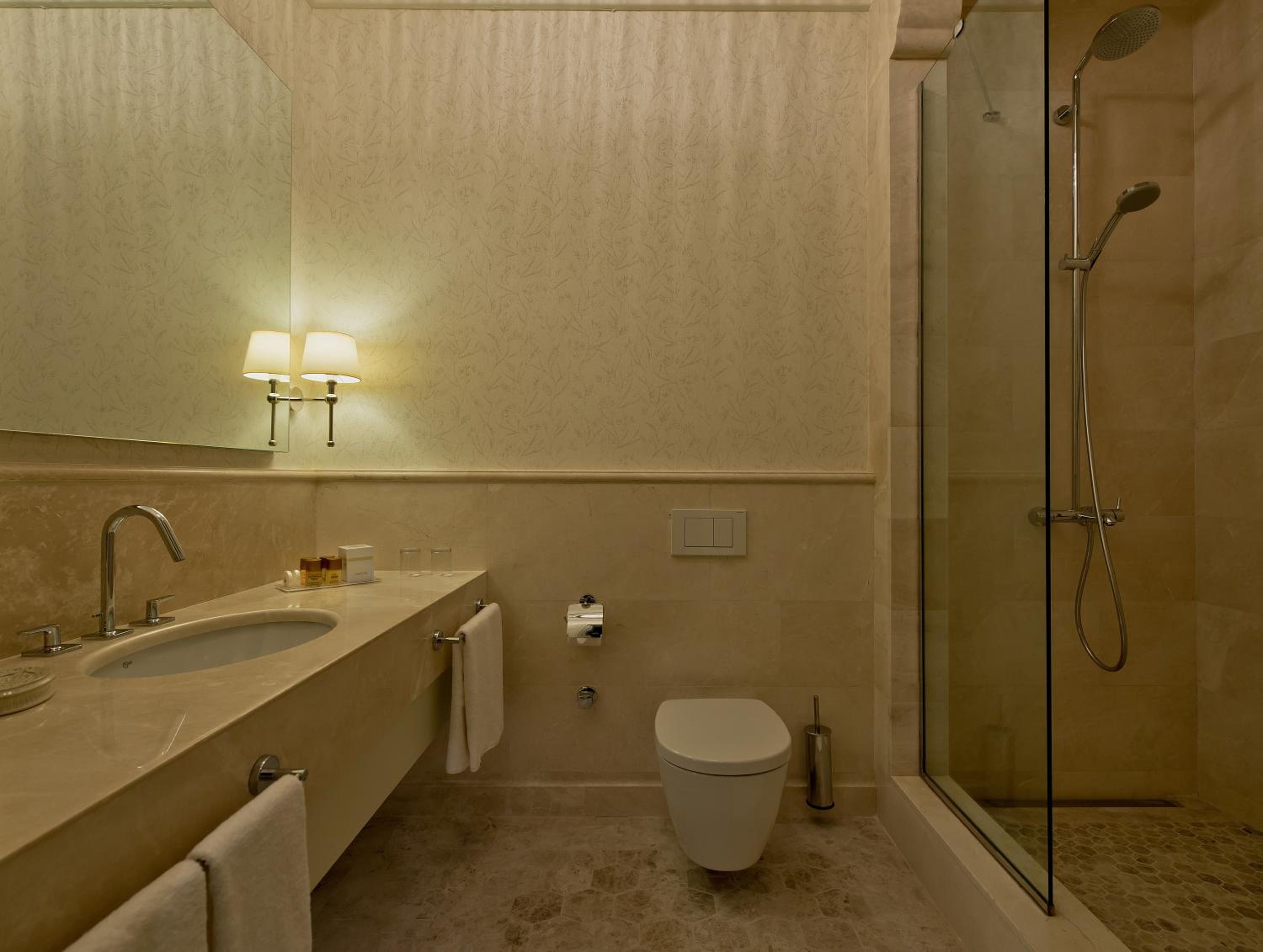 Vialand Palace Otel - Image 16