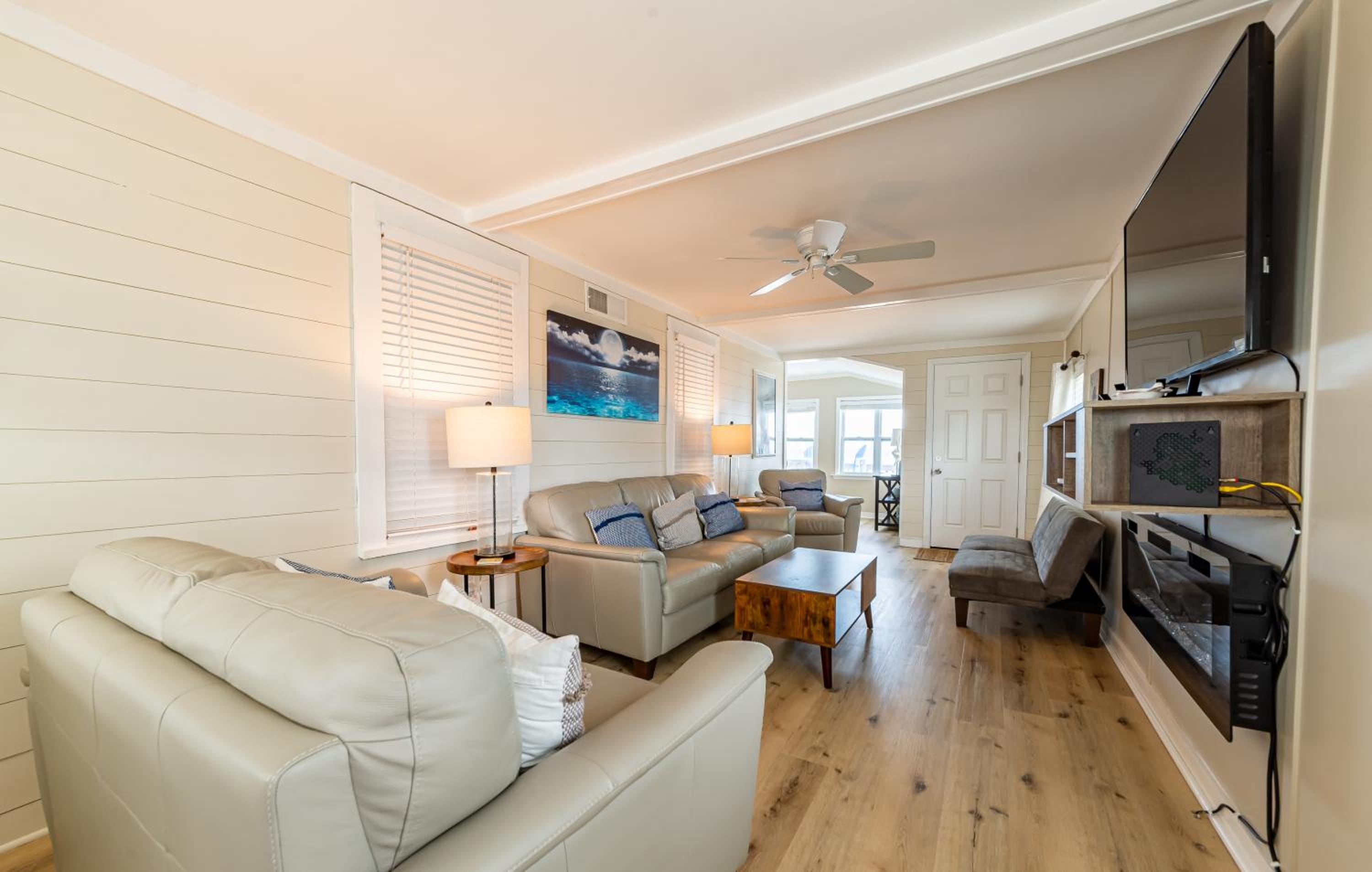 Aqua Moon - Kitty Hawk MP 3, Oceanfront, Family Friendly, Hot Tub view 3