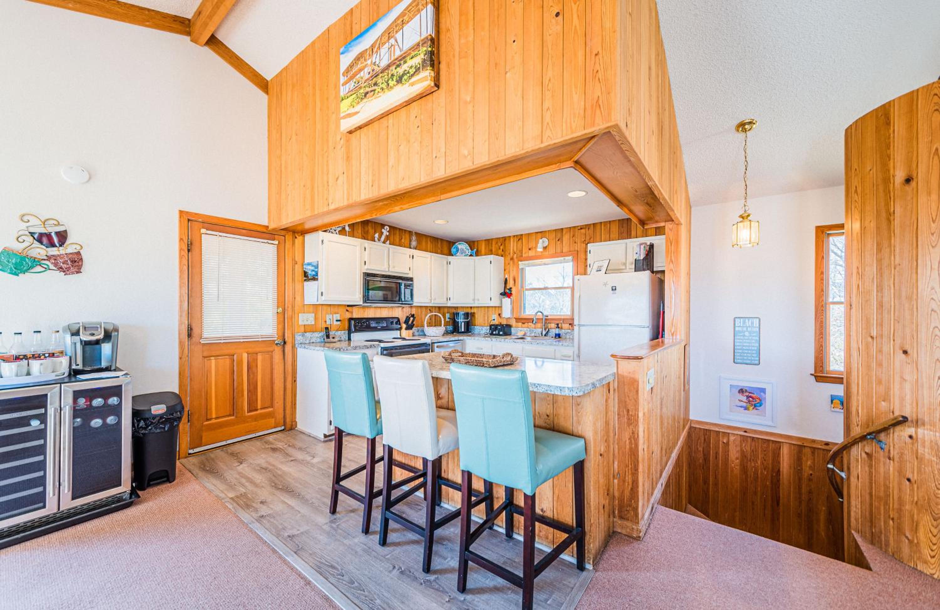 Nautical by Nature – Corolla, Ocean Sands, Oceanside, 300 Yds to Beach, Hot Tub, Community Pool, Pets OK view 4