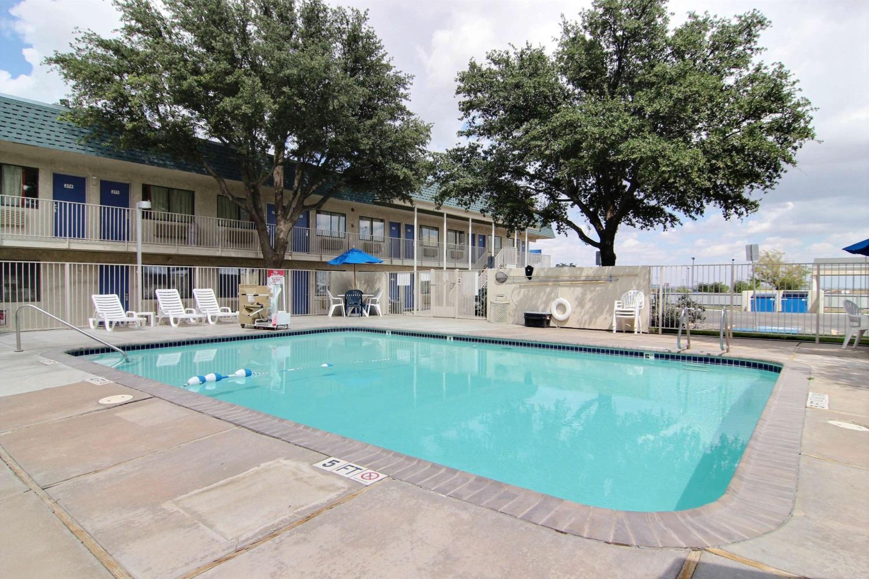 Motel 6-Fort Stockton, TX
