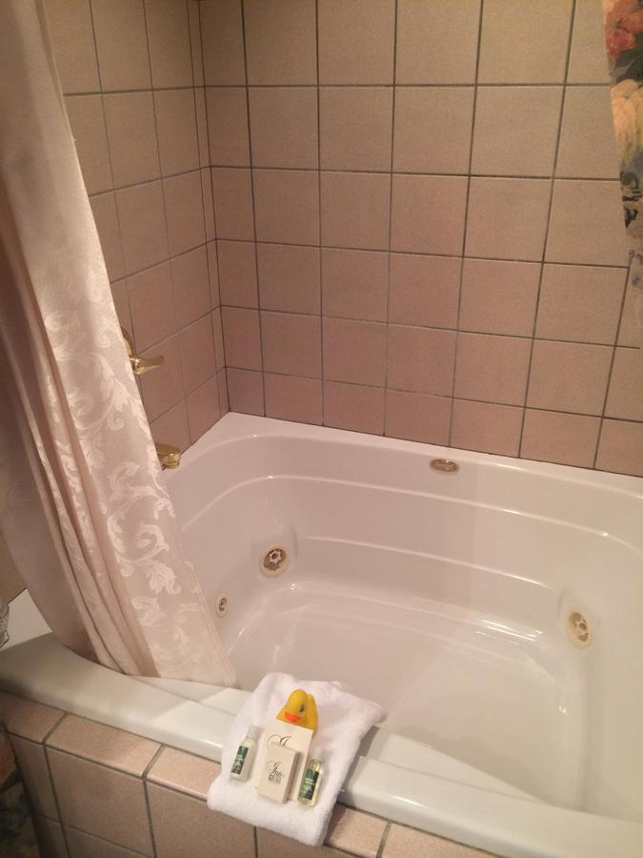 Inn at 835 Boutique Hotel