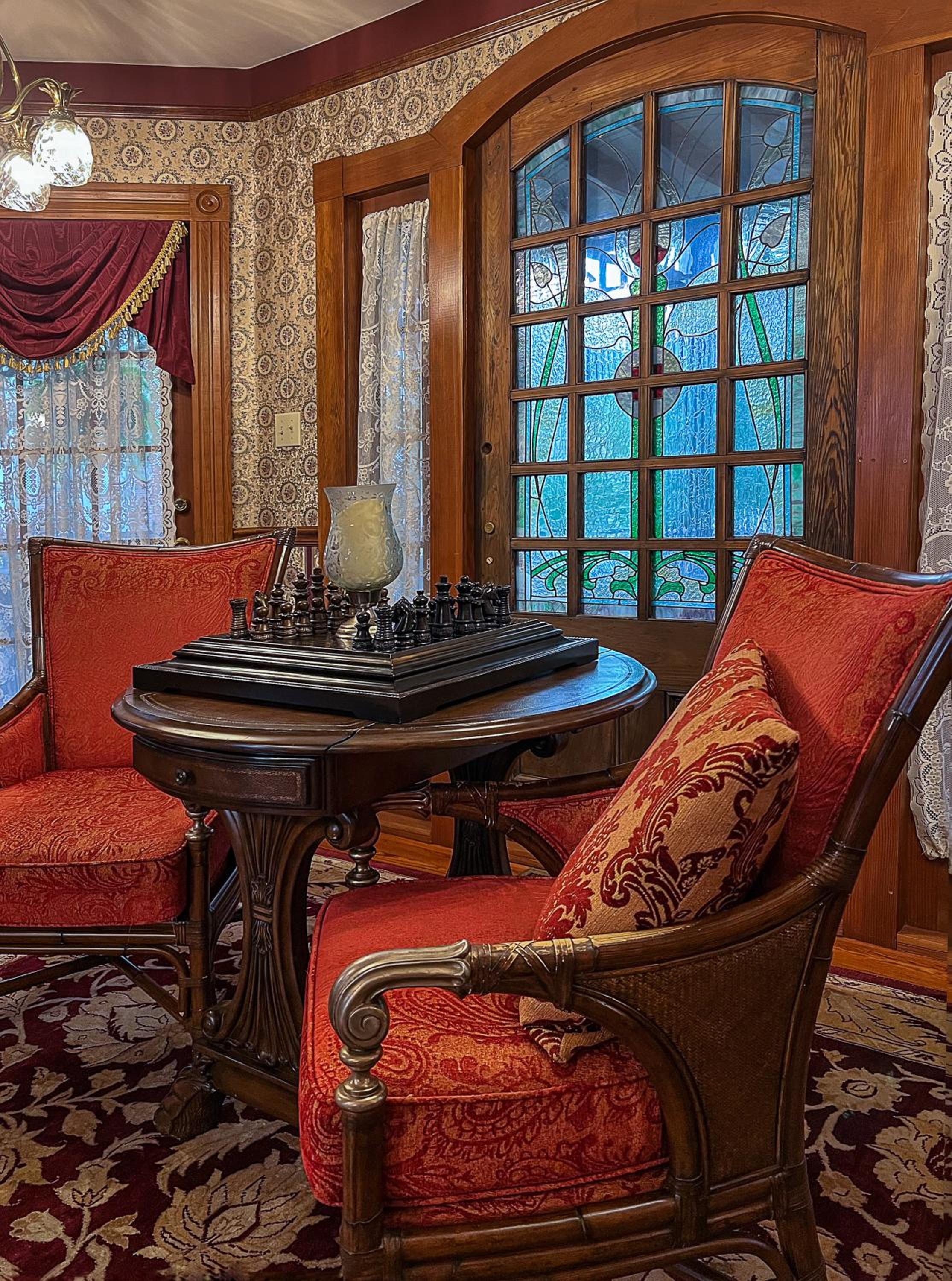 Cedar House Inn