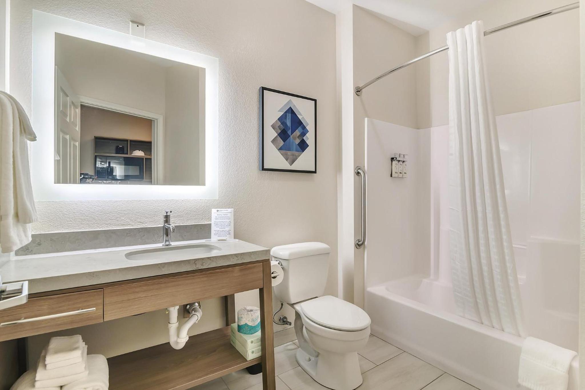 Longview Vacations - Candlewood Suites Longview, an IHG Hotel - Property Image 5