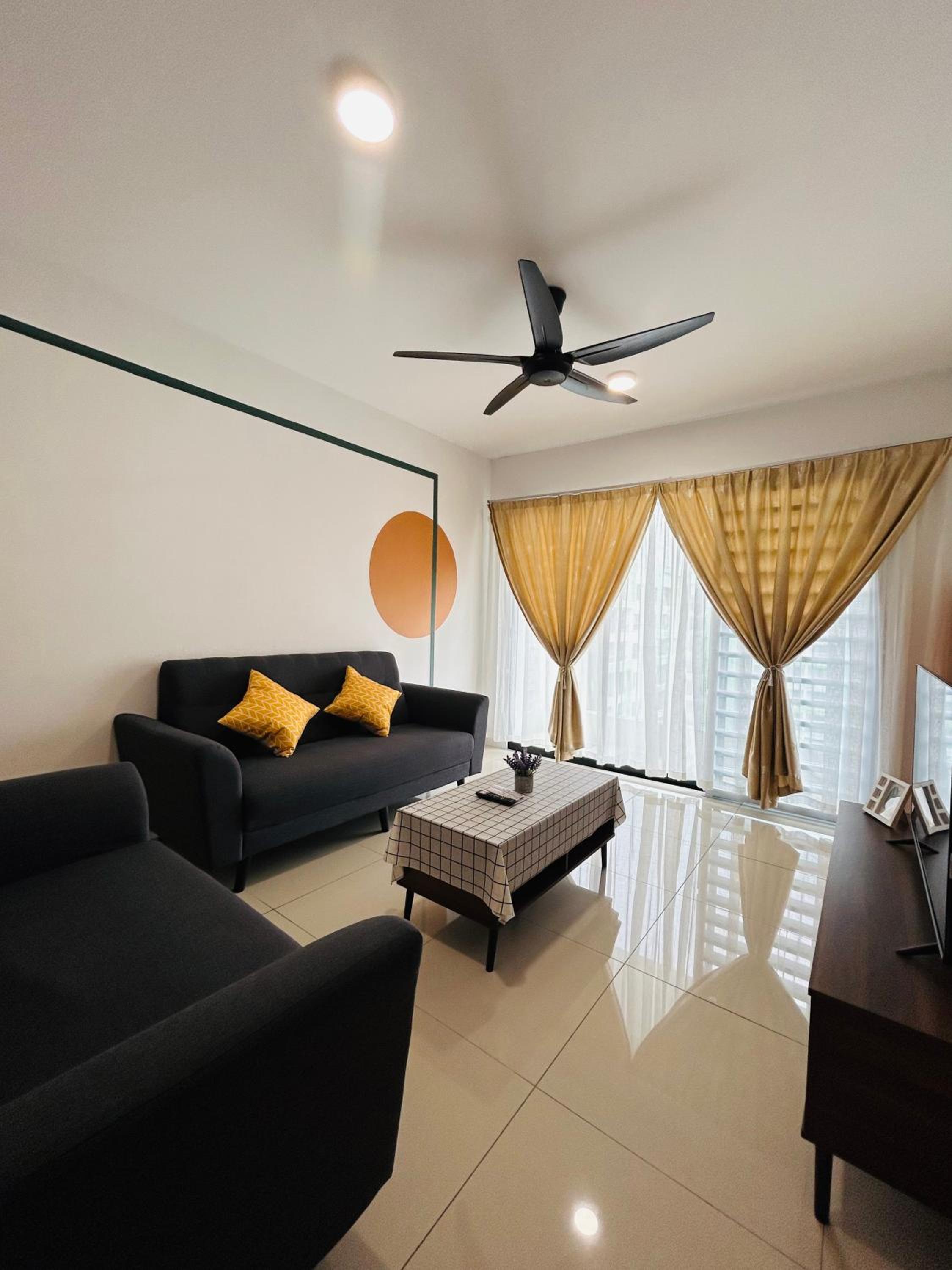 P2 PineIpoh Waterpark homestay - pool view photo 1