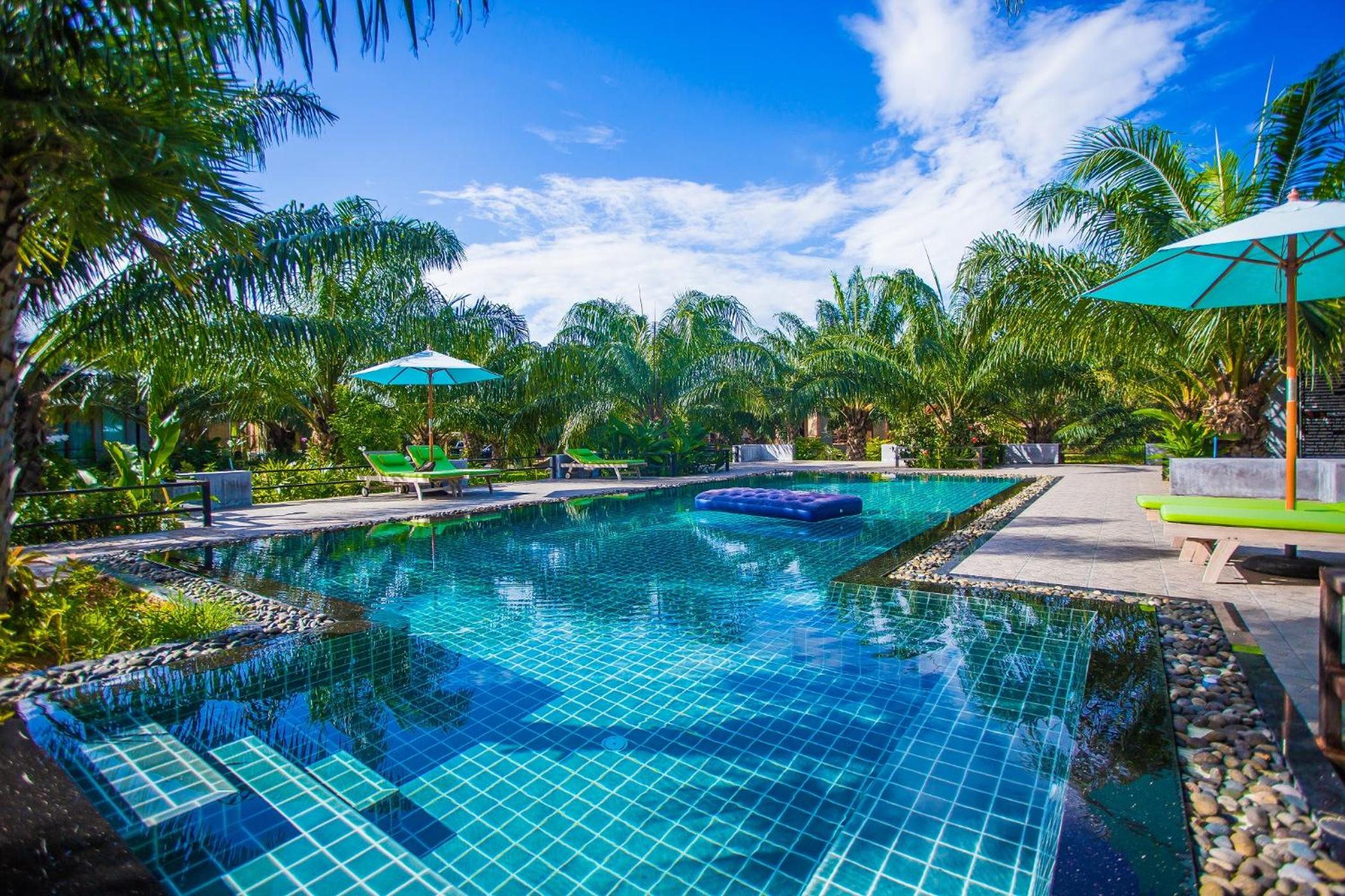 Palm Pran Resort