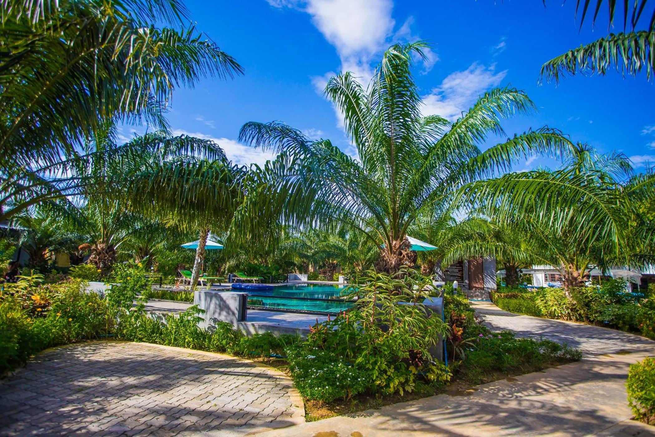 Palm Pran Resort