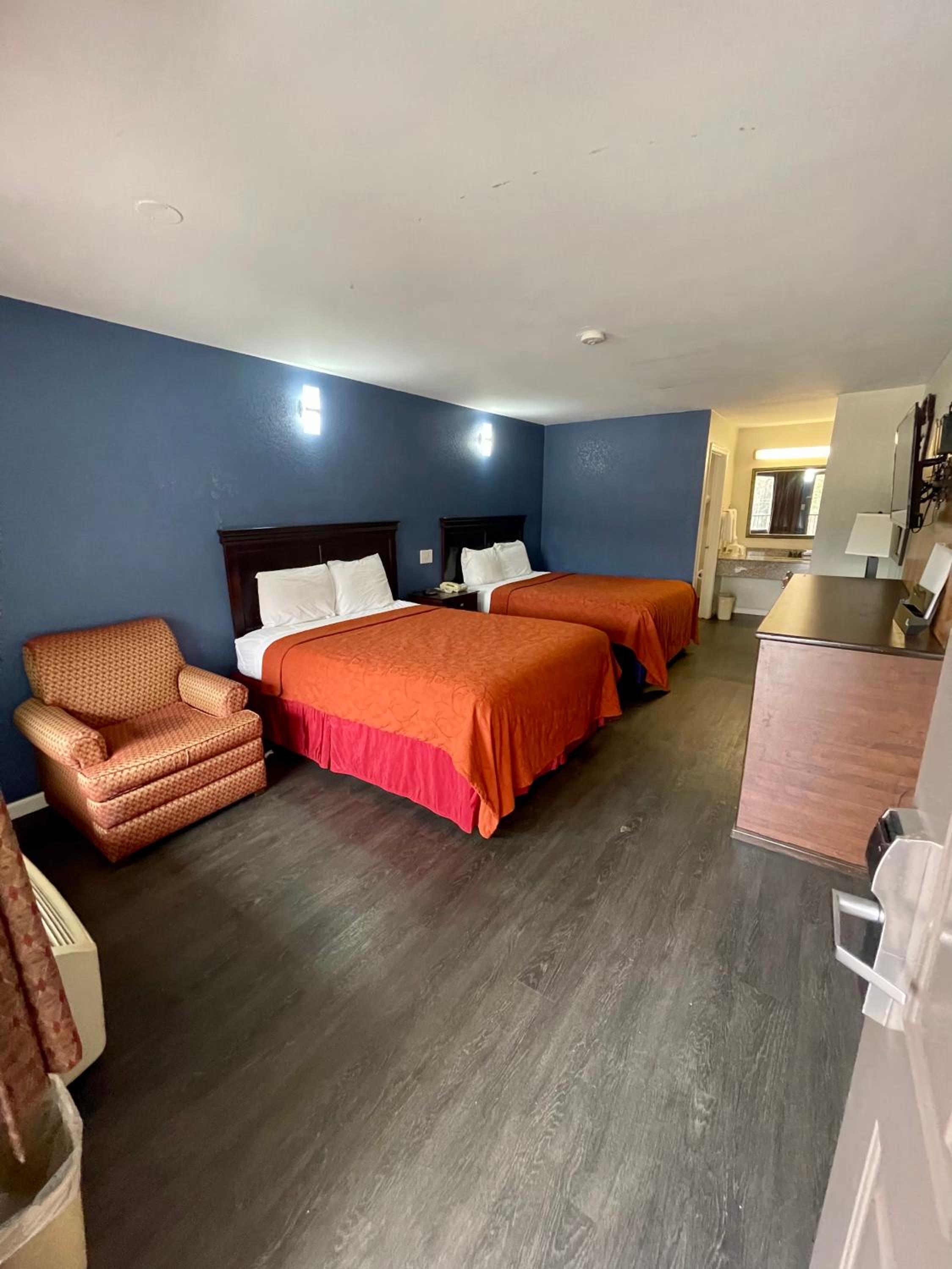 Key West Inn - Roanoke