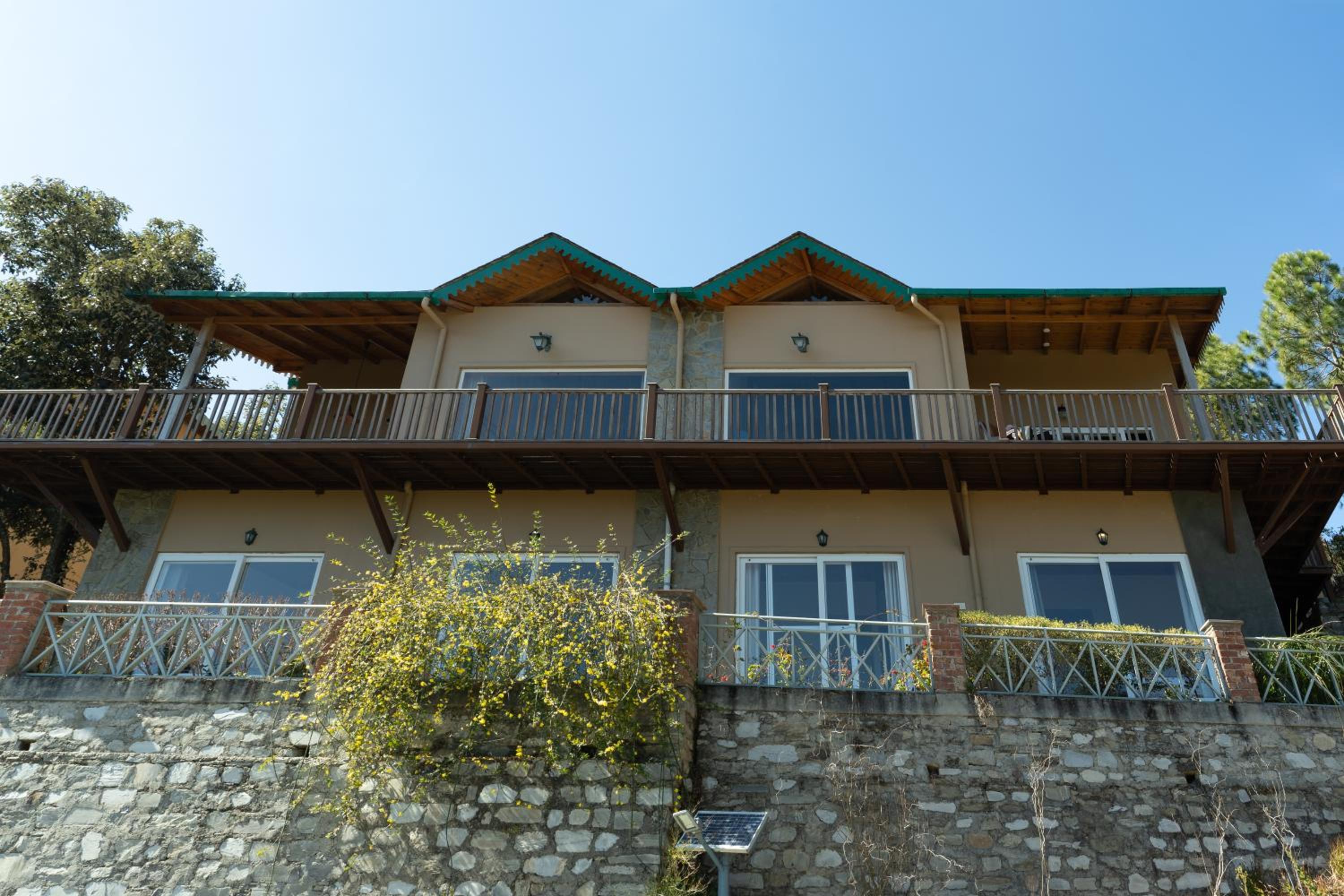 Nodo Living - Modern 3 bedroom chalet with Valley views view 5