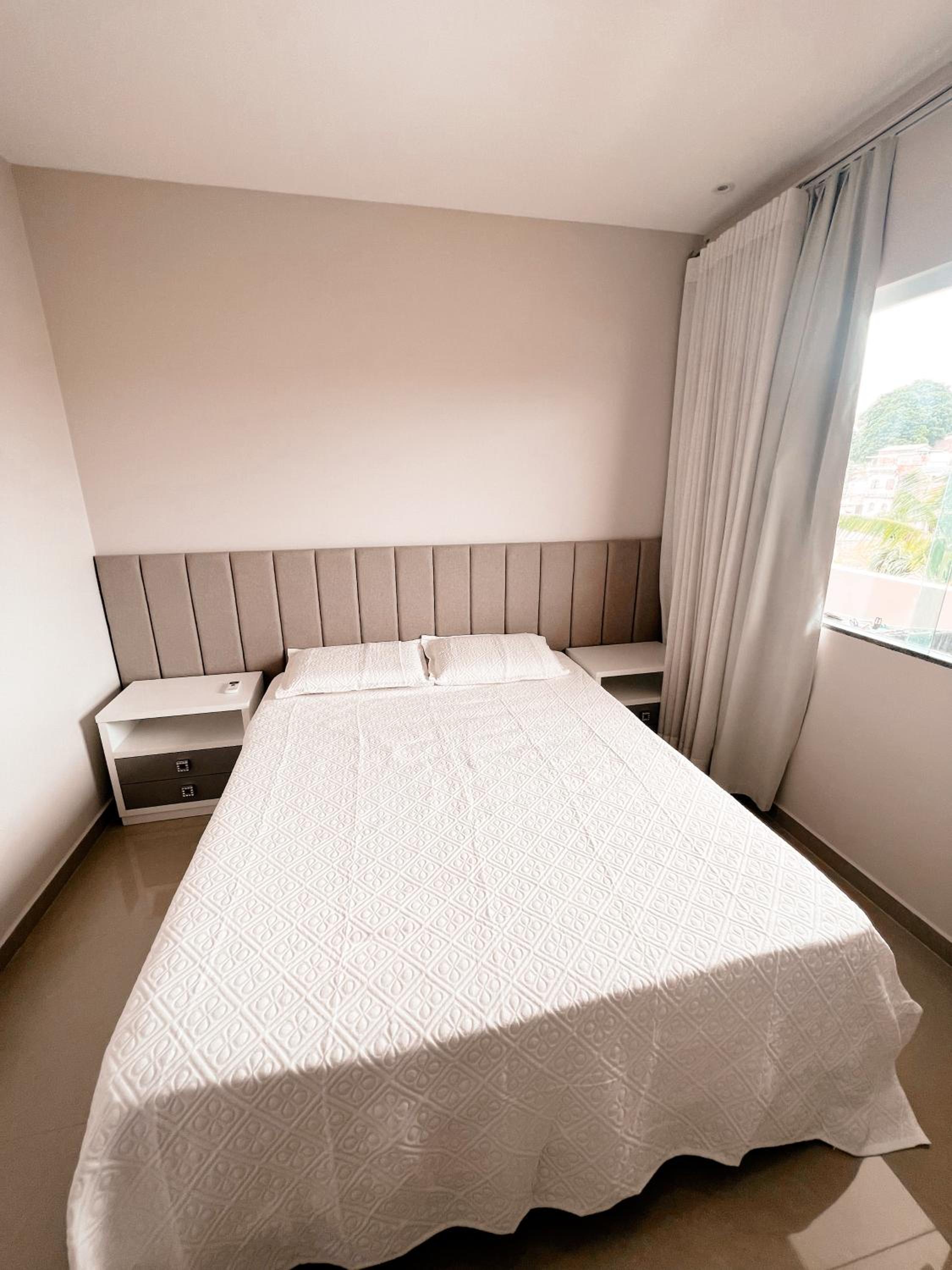 Apartamento inteiro dois quartos próximo ao Centro