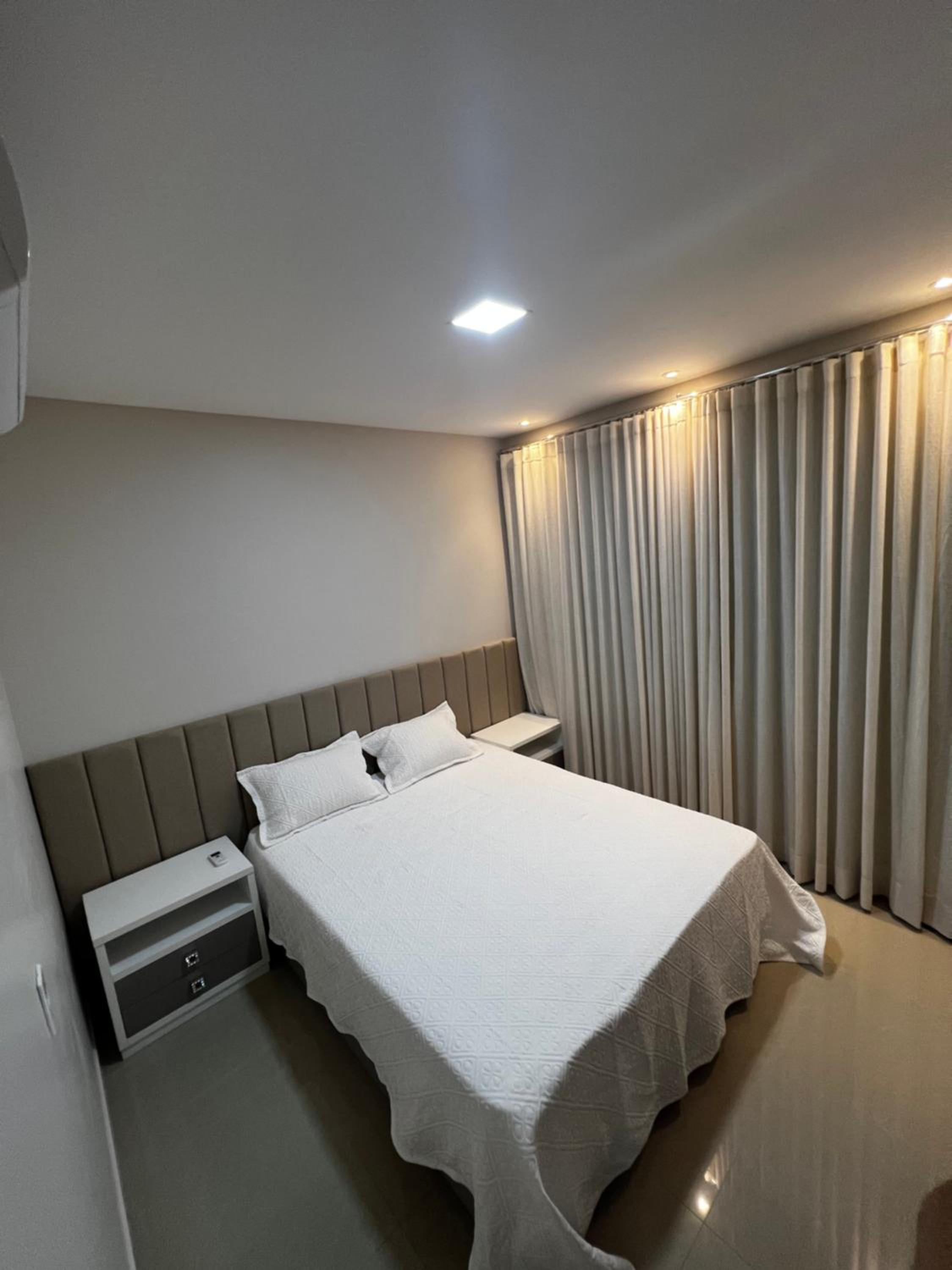 Apartamento inteiro dois quartos próximo ao Centro