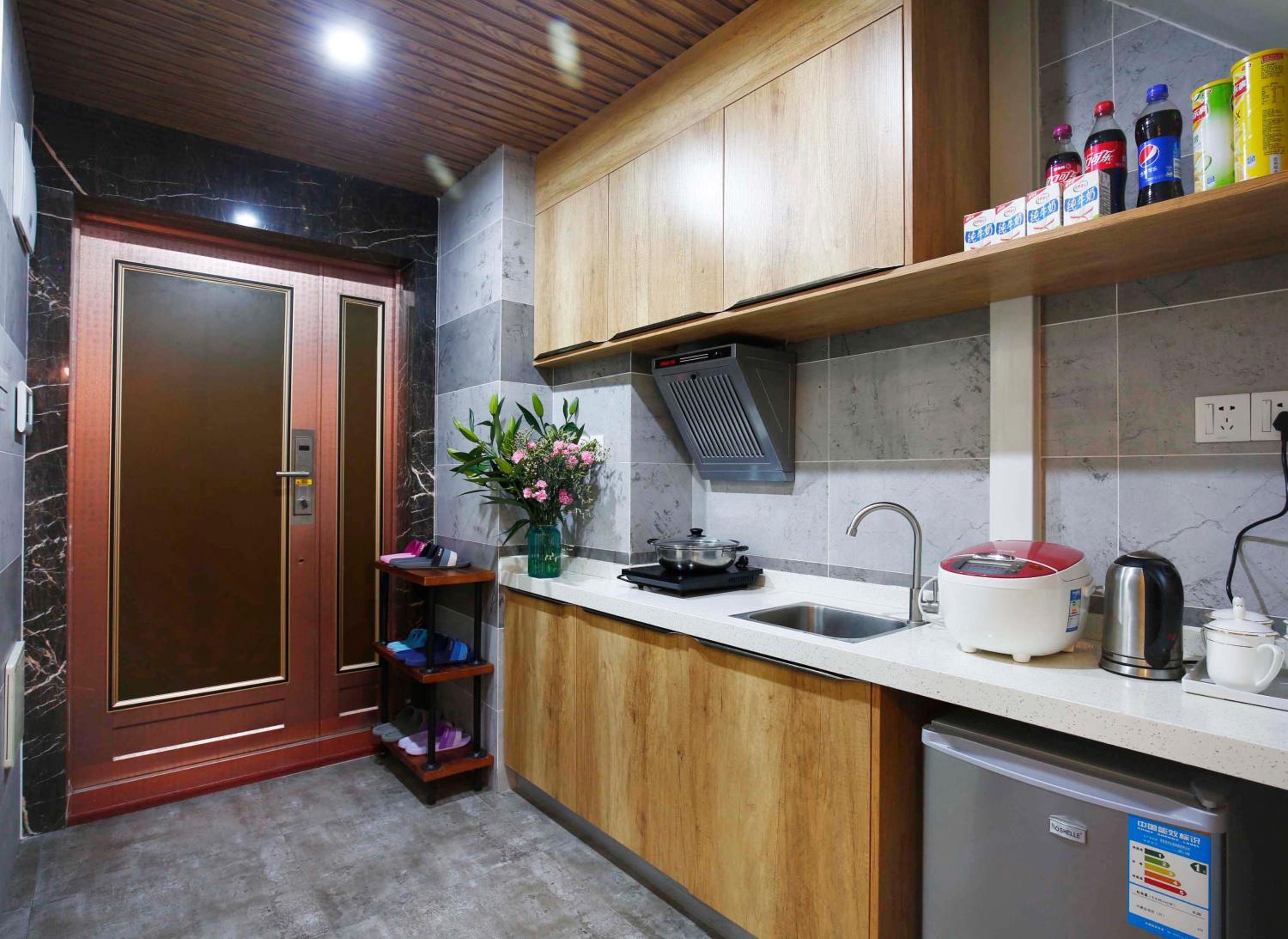 Guangzhou He She Art Apartment
