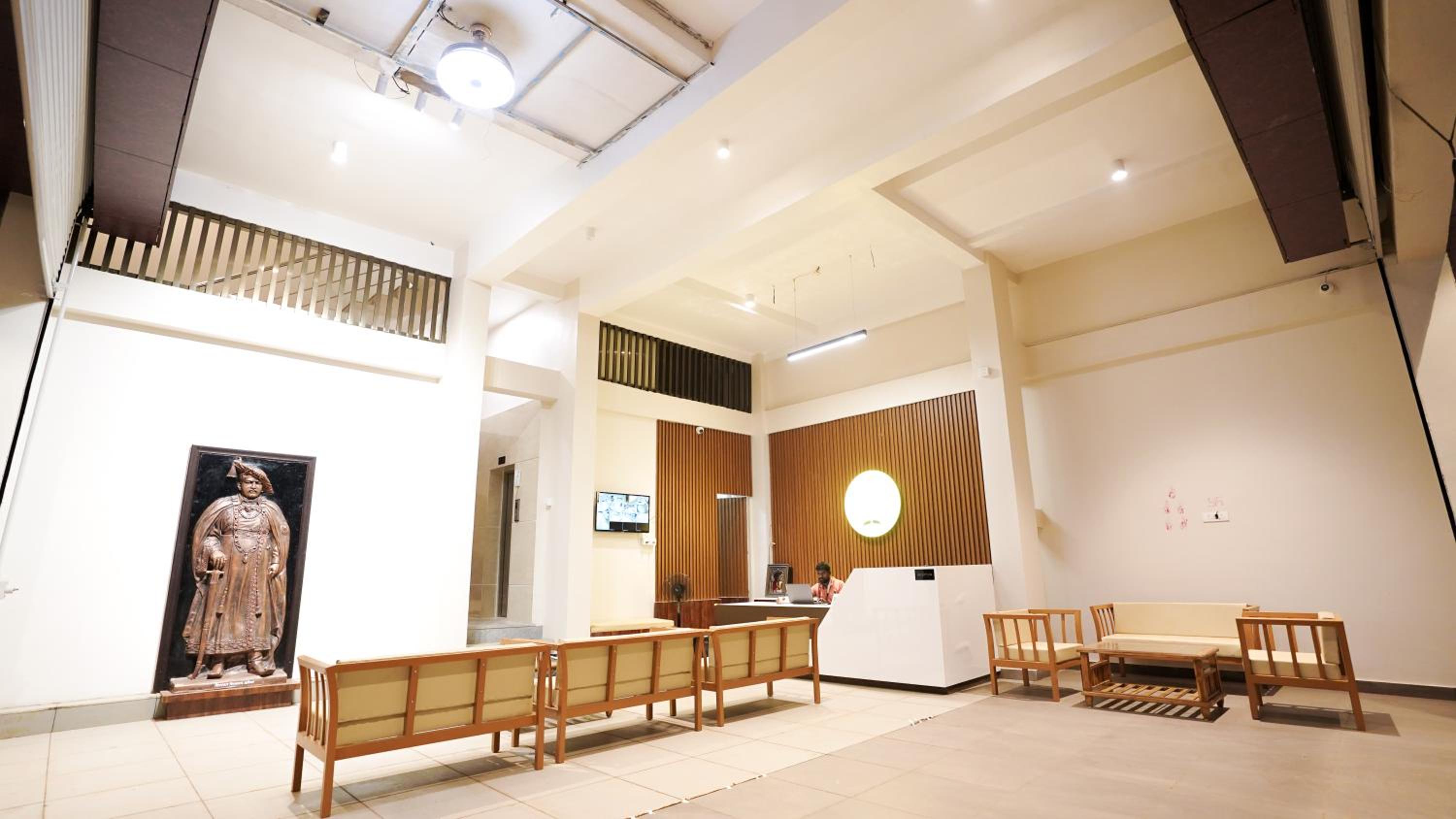 Bhandara Executive