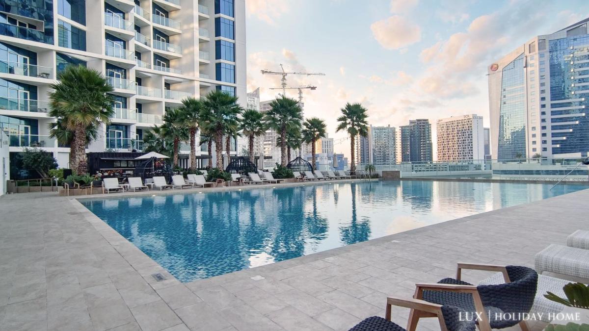 LUX The Damac Prive Studio