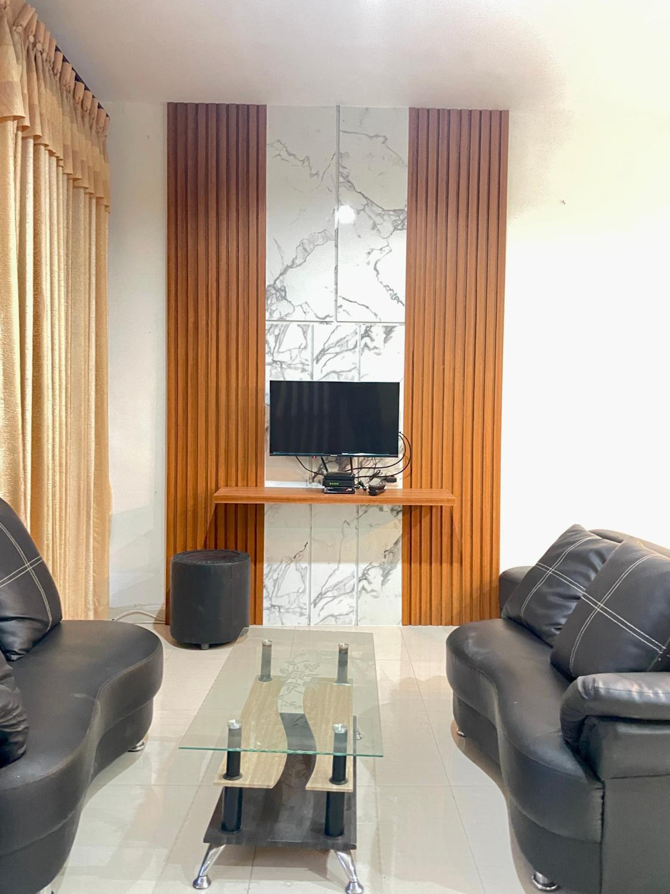 Apple eight 2BR Villa view 2