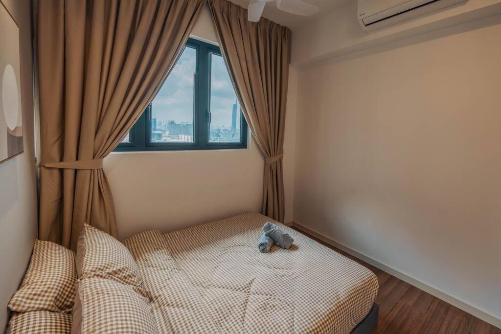 NEW! Cozy Muji 3BR near Sunway Velocity near AEON Maluri MRT