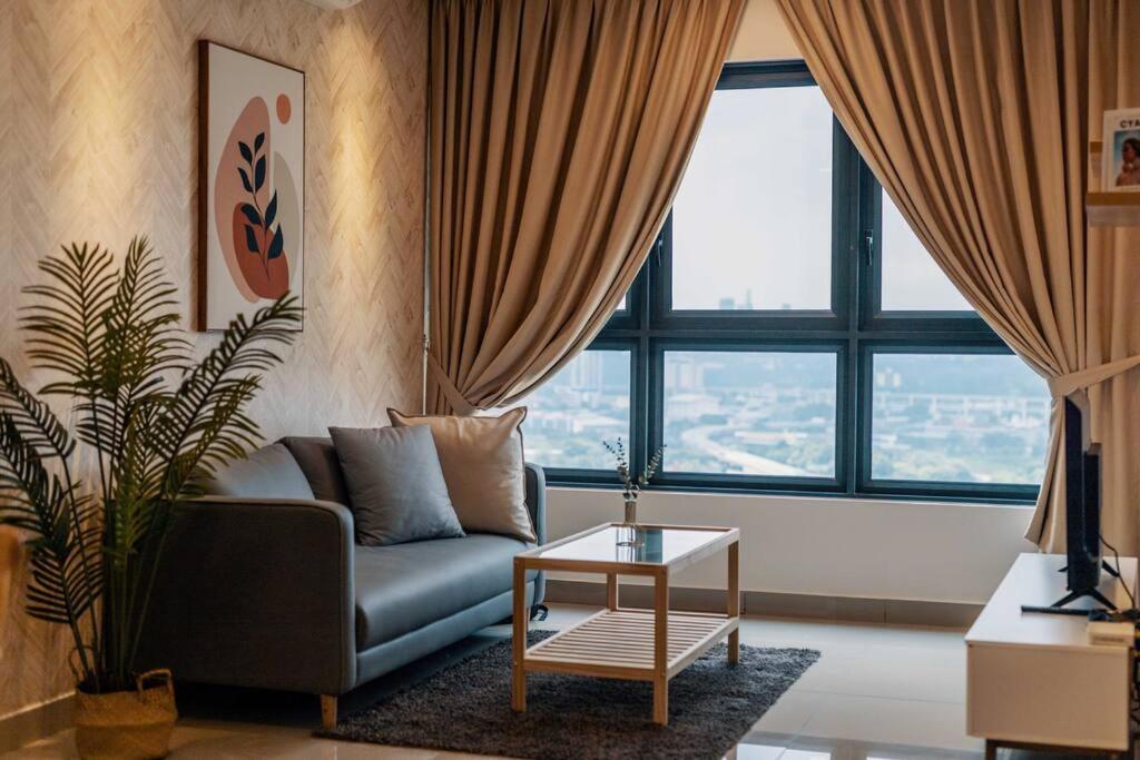 NEW! Cozy Muji 3BR near Sunway Velocity near AEON Maluri MRT