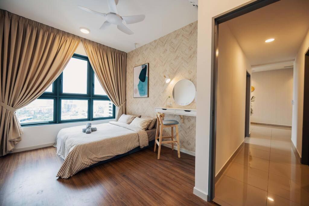 NEW! Cozy Muji 3BR near Sunway Velocity near AEON Maluri MRT