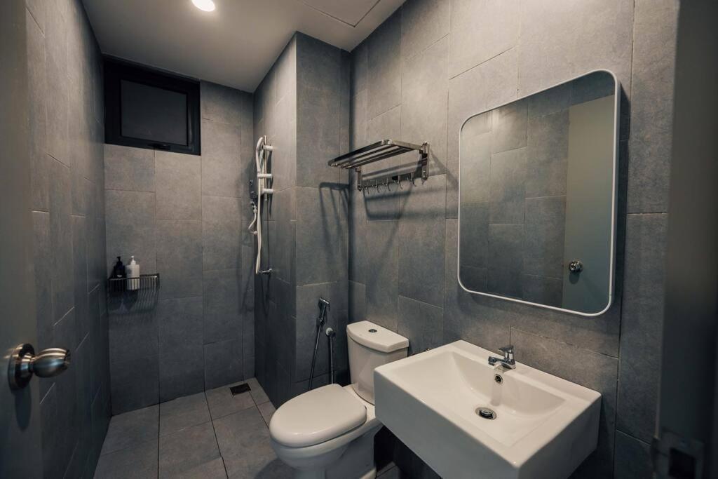 NEW! Cozy Muji 3BR near Sunway Velocity near AEON Maluri MRT